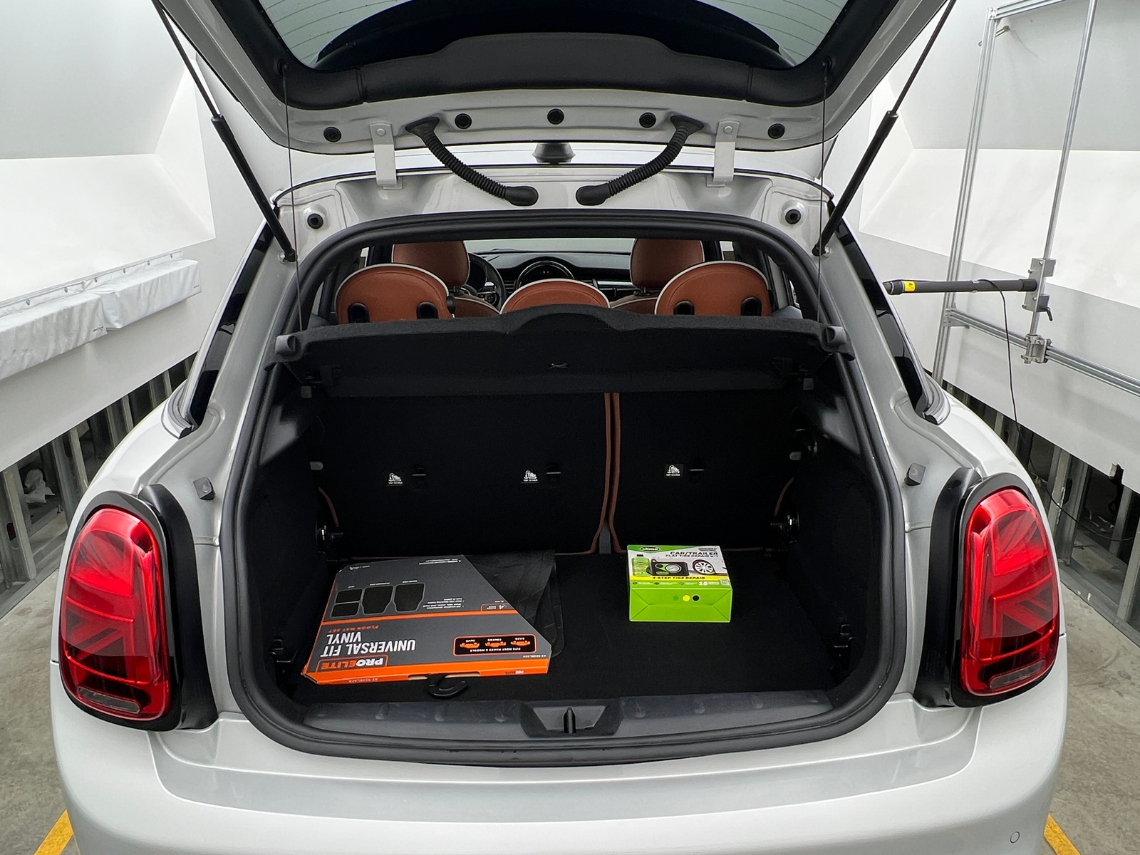 Thumbnail: 2021 MINI Cooper Hardtop - 6