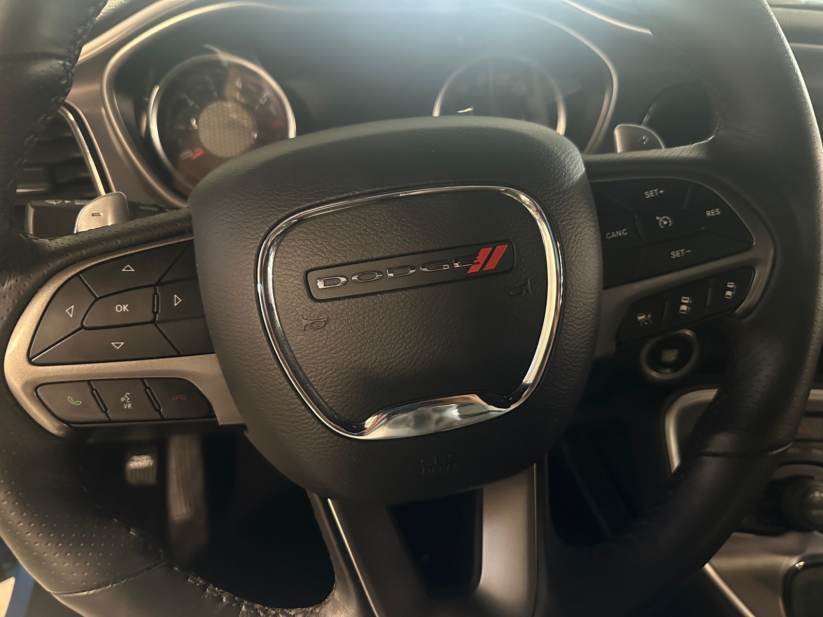 Thumbnail: 2019 Dodge Challenger - 4