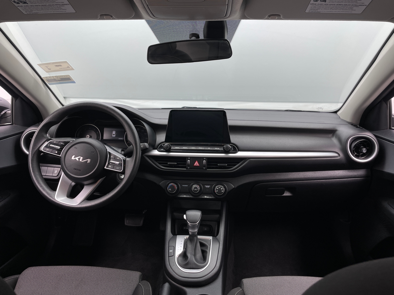 Thumbnail: 2024 Kia Forte - 3