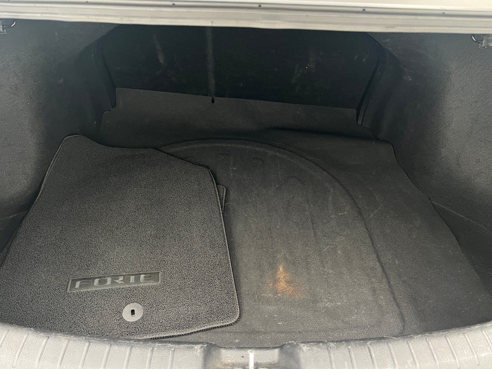 Thumbnail: 2023 Kia Forte - 7