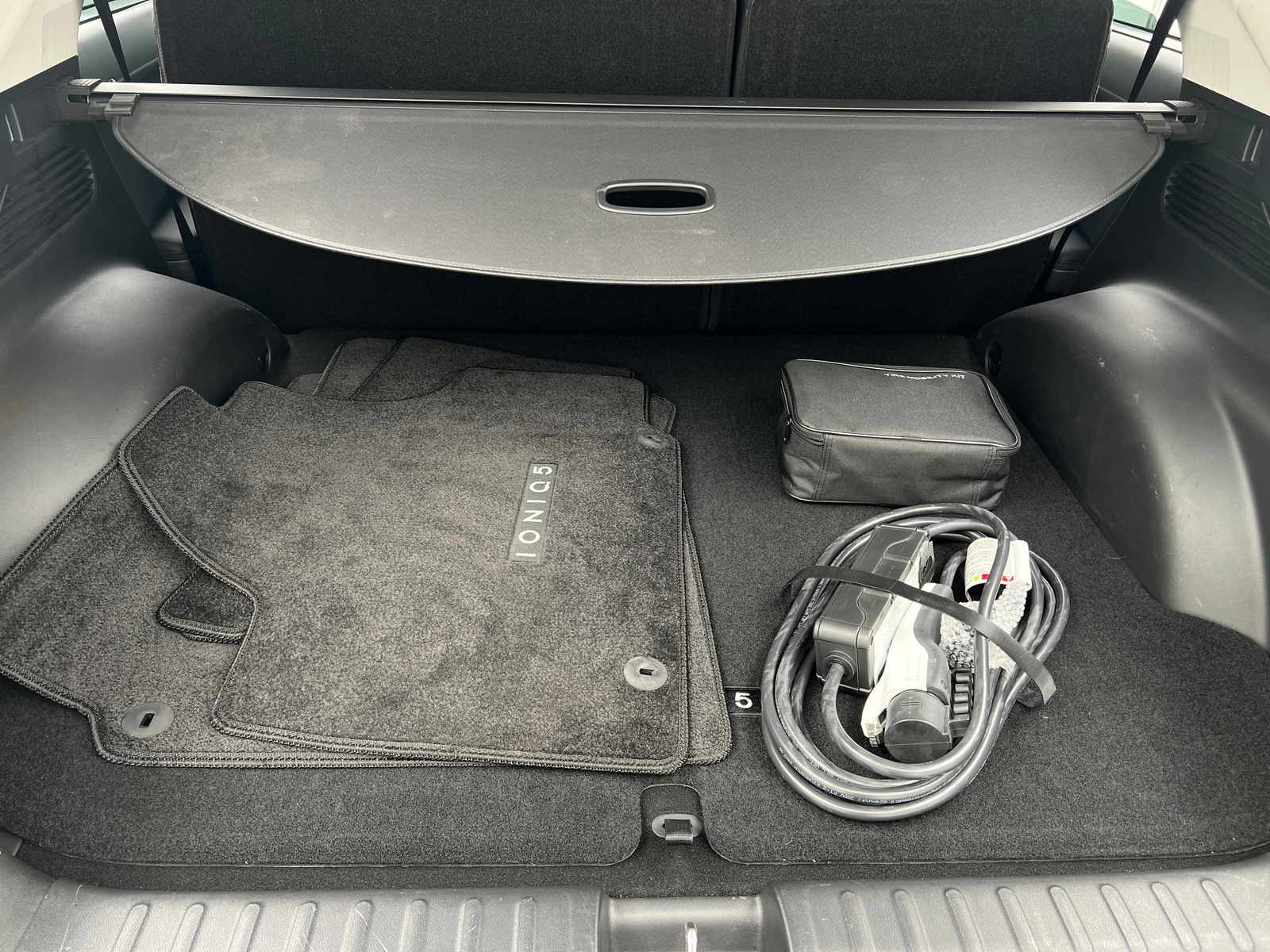 Thumbnail: 2024 Hyundai Ioniq 5 - 6