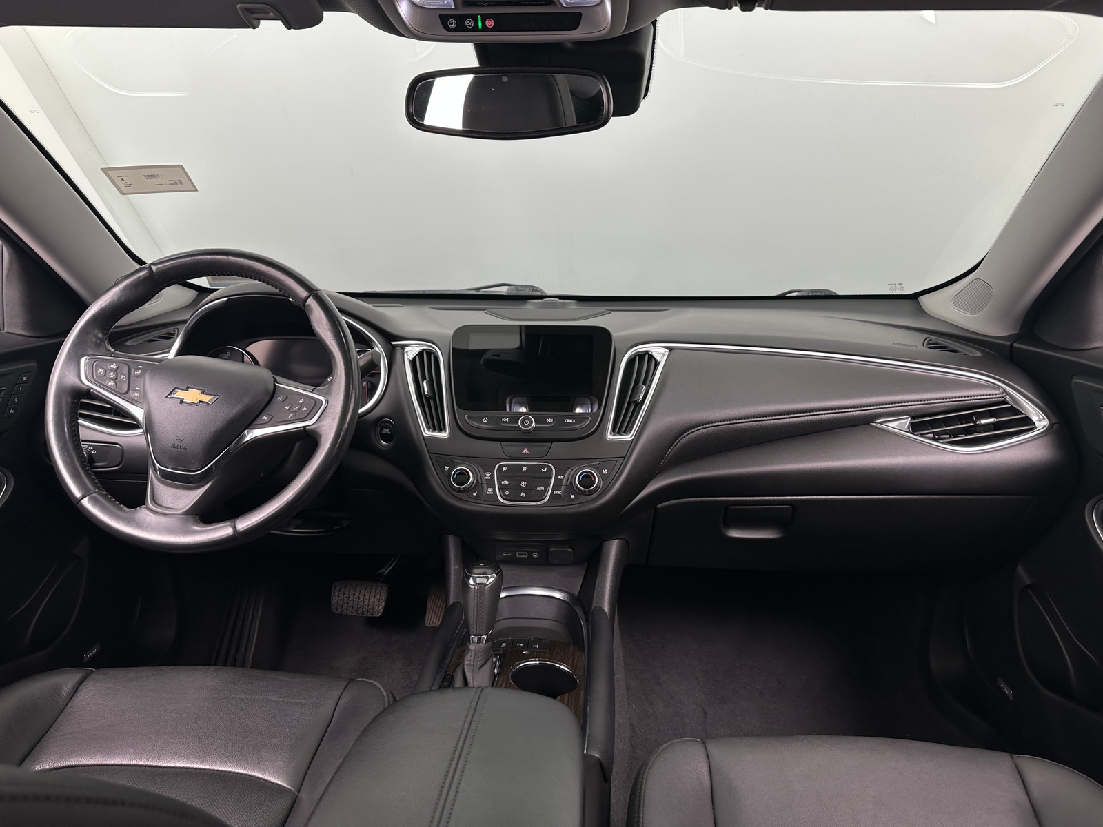 Thumbnail: 2020 Chevrolet Malibu - 2