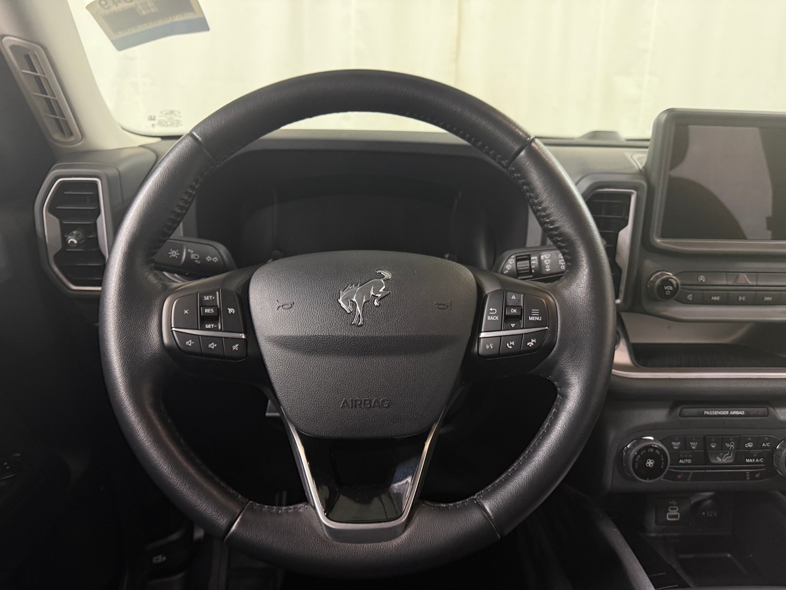 Thumbnail: 2023 Ford Bronco Sport - 5