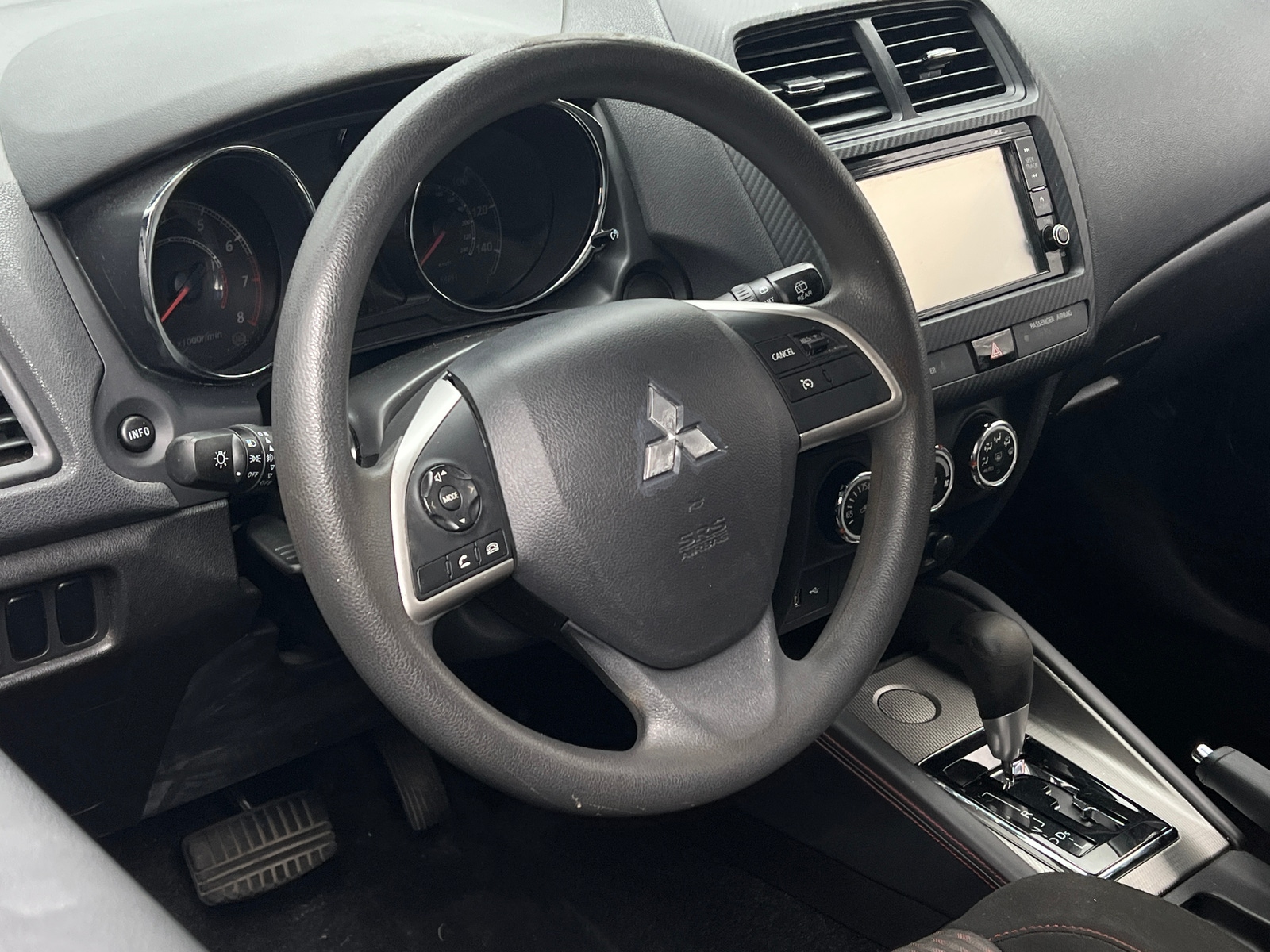 Thumbnail: 2018 Mitsubishi Outlander Sport - 5