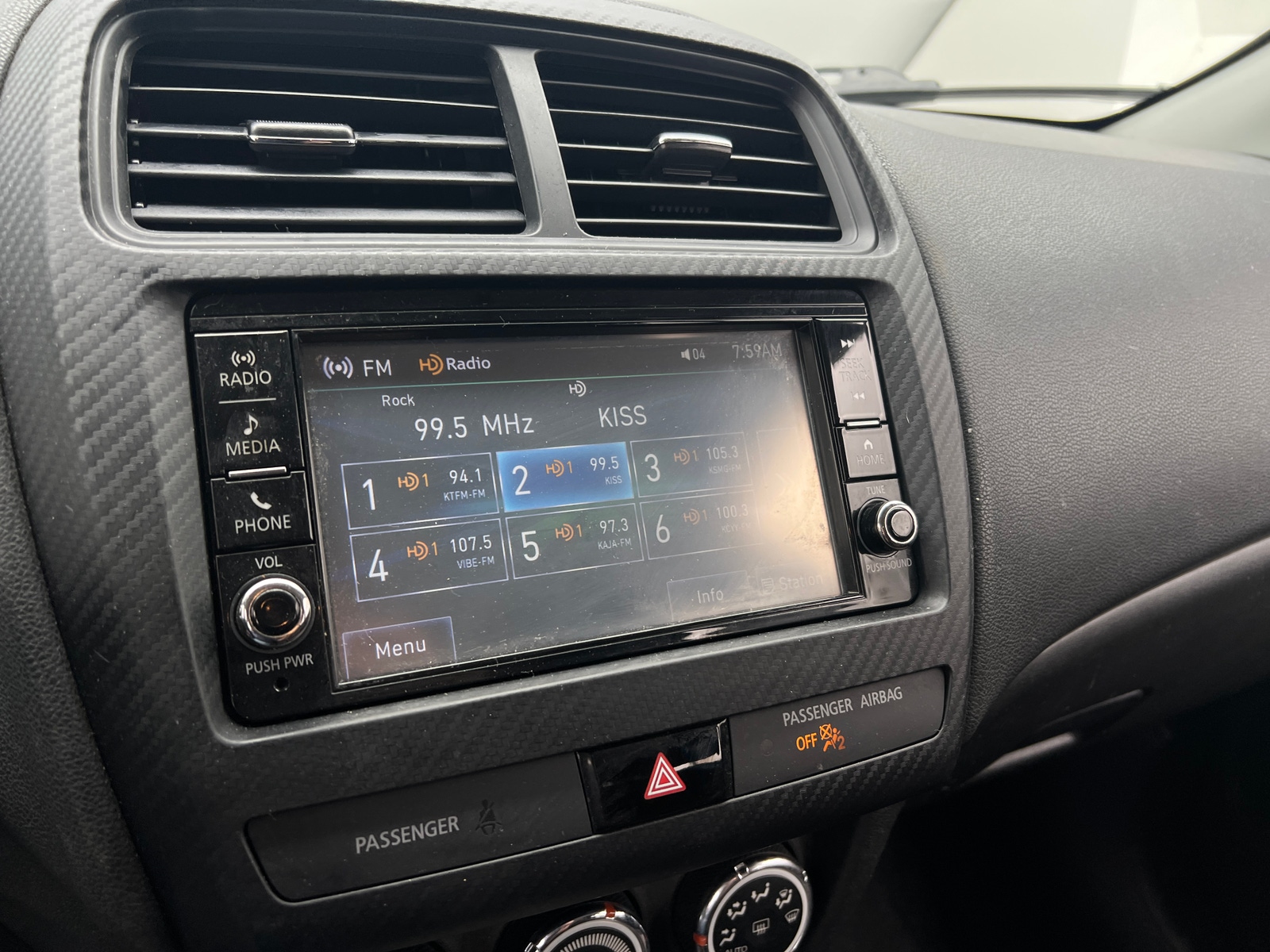 Thumbnail: 2018 Mitsubishi Outlander Sport - 4