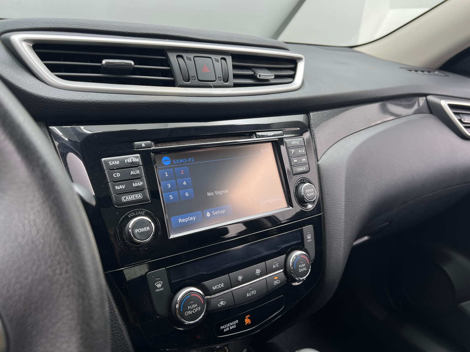 Thumbnail: 2016 Nissan Rogue - 3