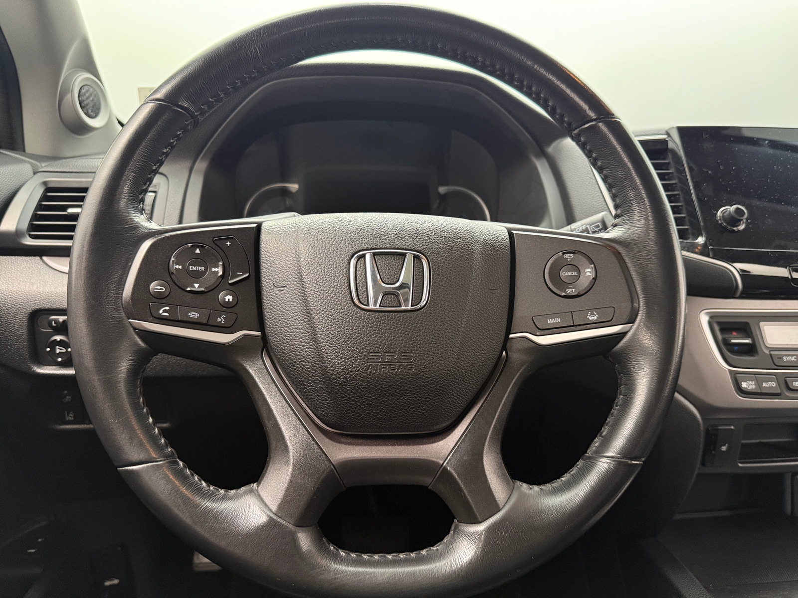 Thumbnail: 2019 Honda Pilot - 4