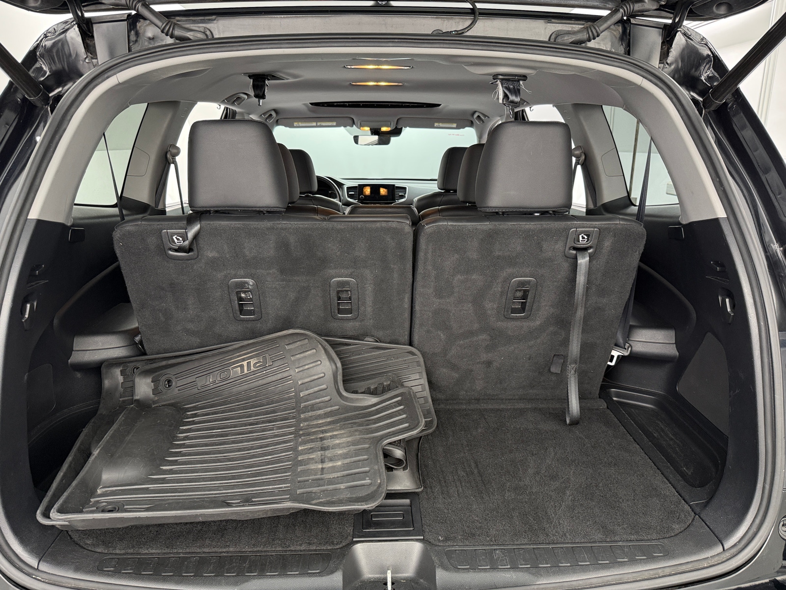 Thumbnail: 2019 Honda Pilot - 6