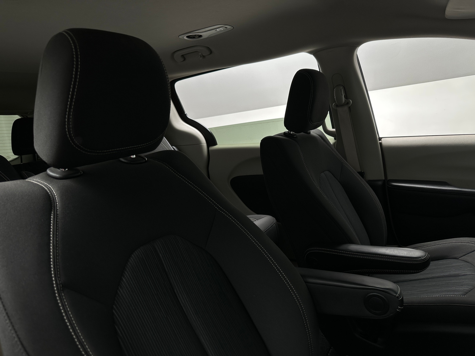 Thumbnail: 2020 Chrysler Voyager - 2