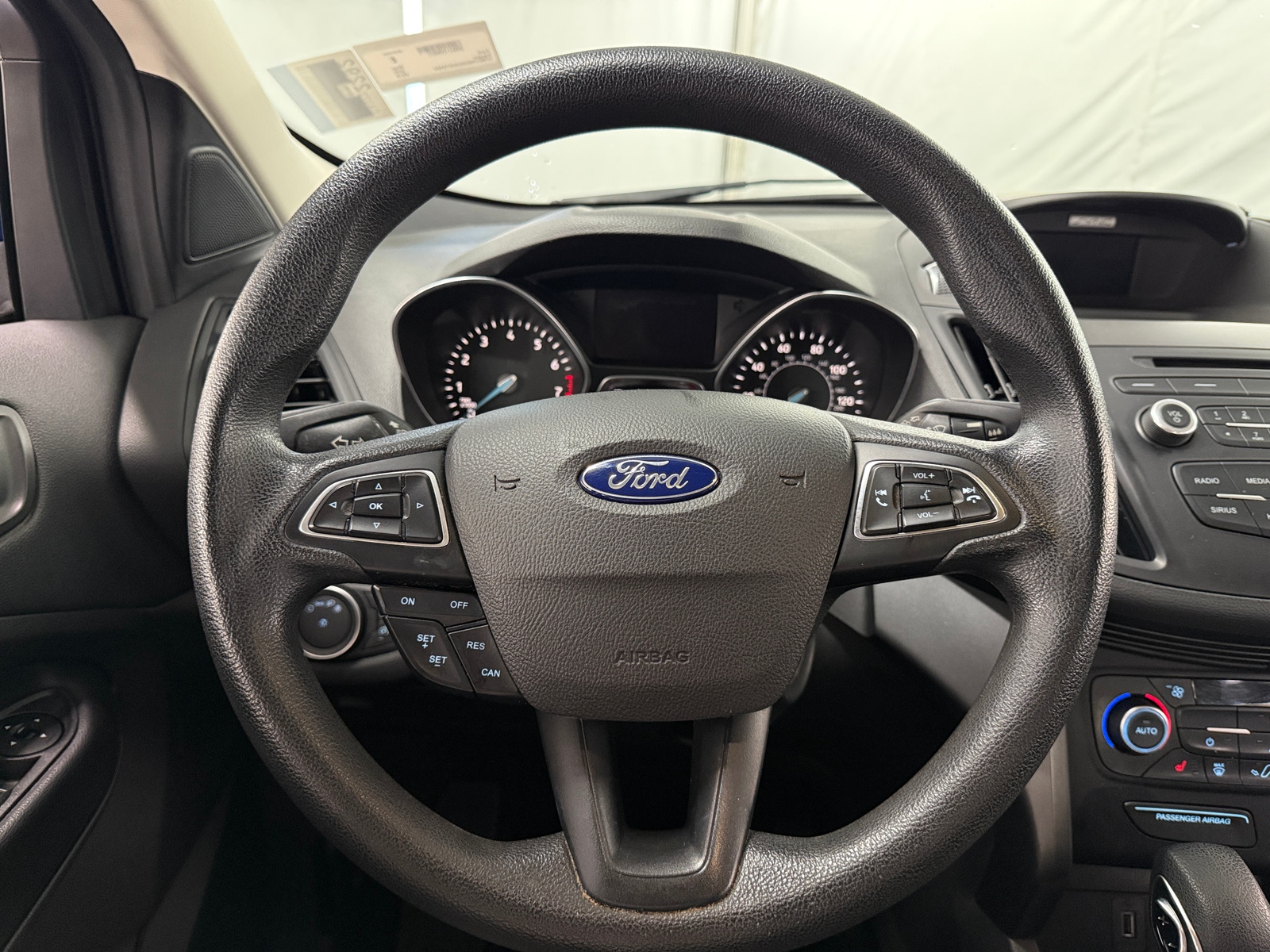 Thumbnail: 2018 Ford Escape - 5