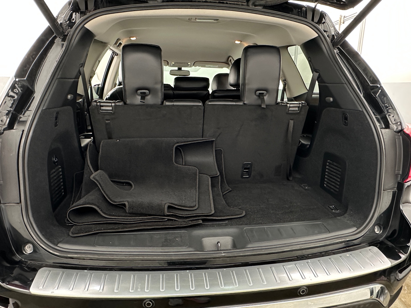 Thumbnail: 2020 Nissan Pathfinder - 6