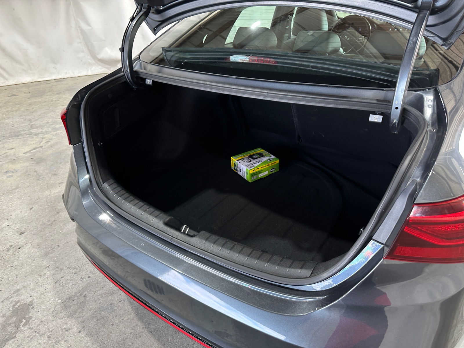 Thumbnail: 2021 Kia Forte - 6