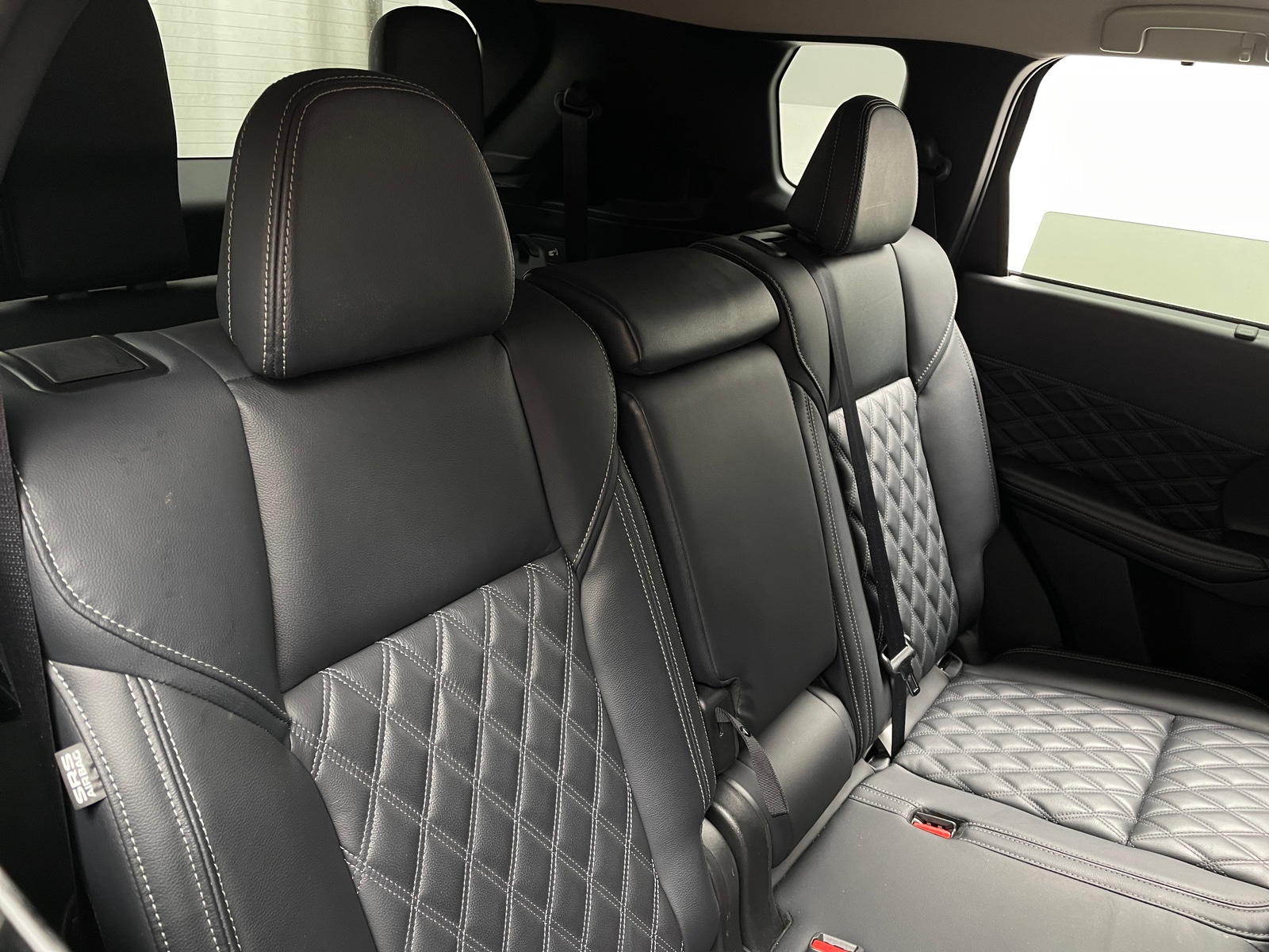 Thumbnail: 2024 Mitsubishi Outlander - 5