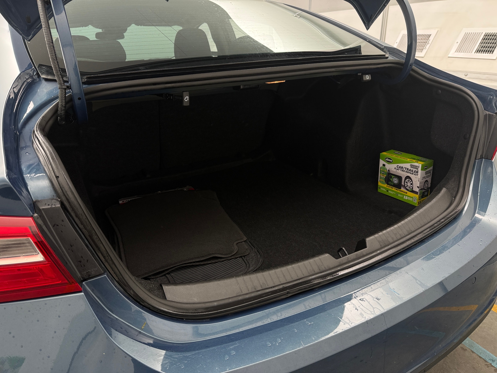 Thumbnail: 2024 Chevrolet Malibu - 7