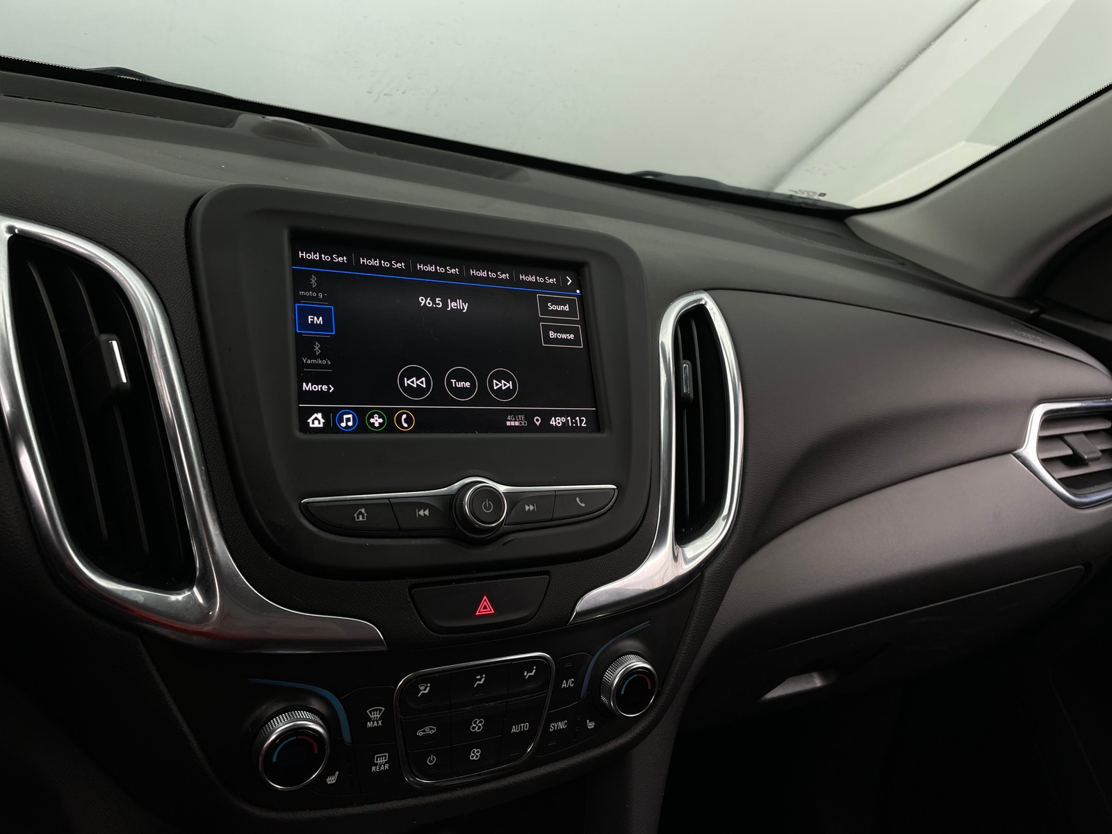 Thumbnail: 2021 Chevrolet Equinox - 4