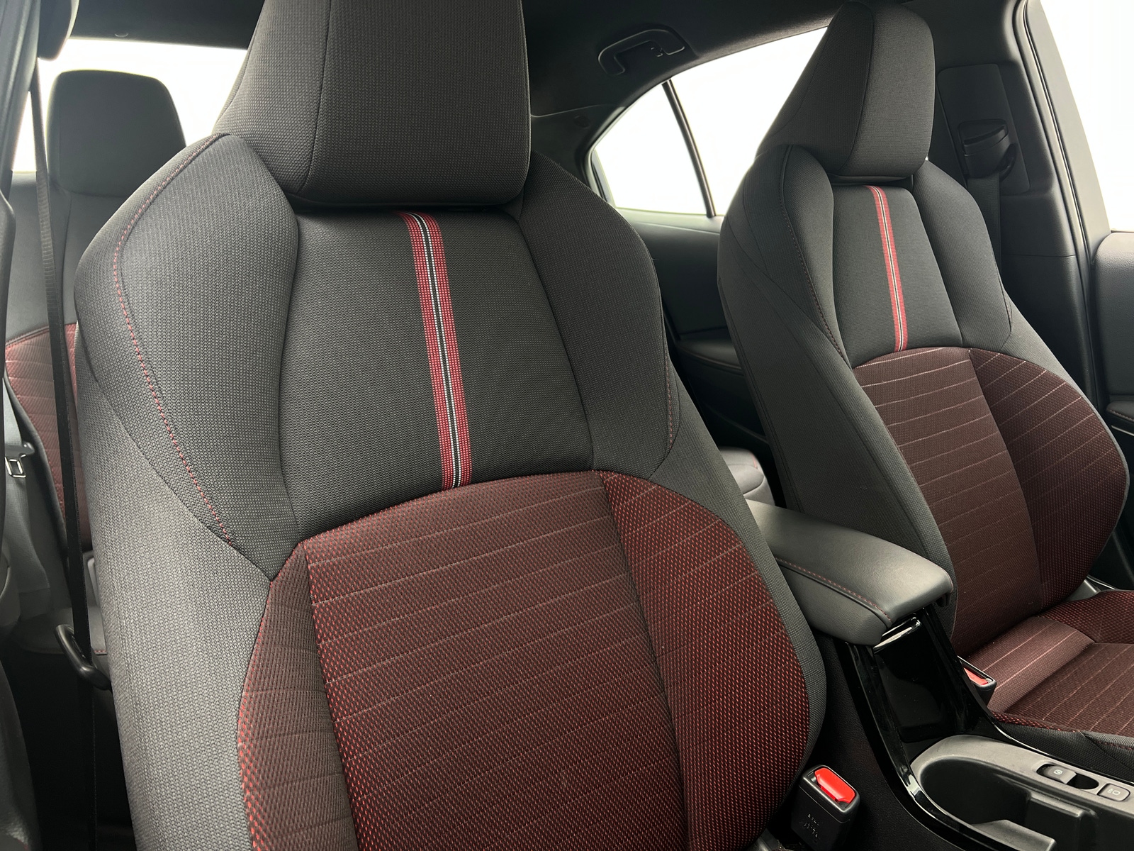 Thumbnail: 2025 Toyota Corolla - 2