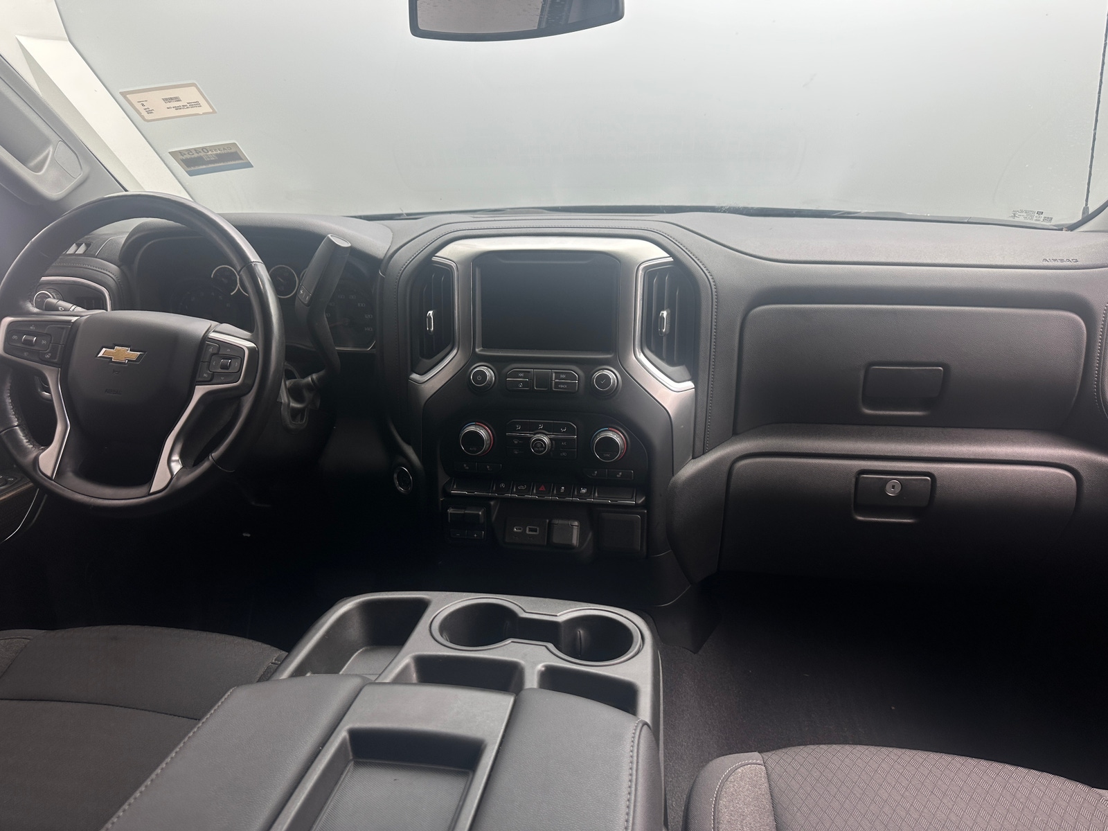 Thumbnail: 2020 Chevrolet Silverado 1500 - 3