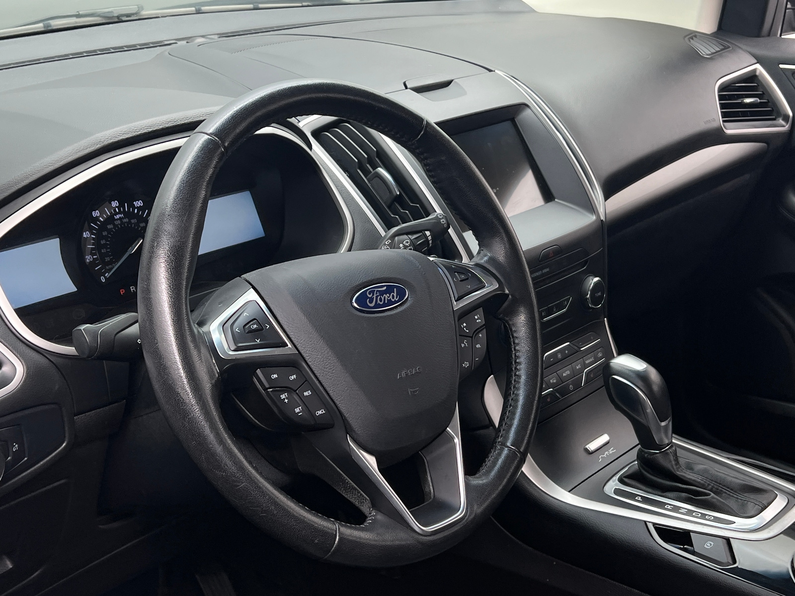 Thumbnail: 2017 Ford Edge - 4