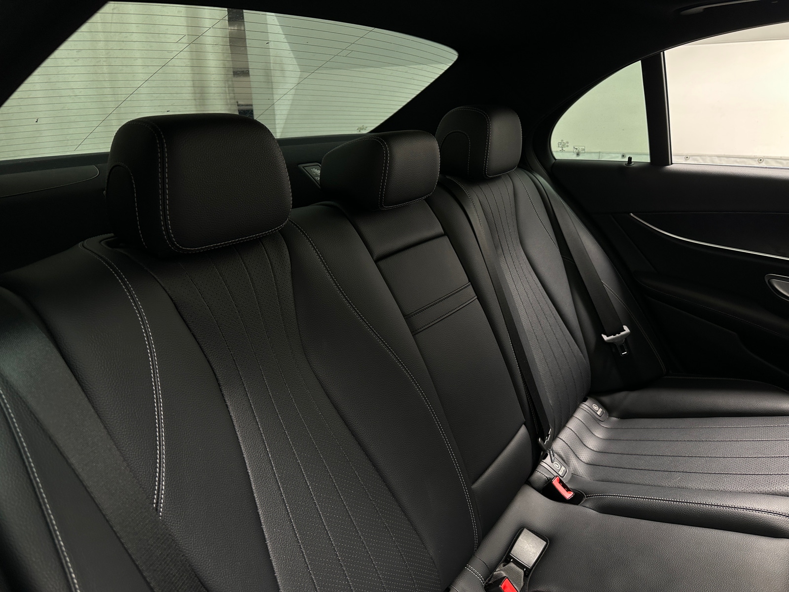 Thumbnail: 2017 Mercedes-Benz E-Class - 5