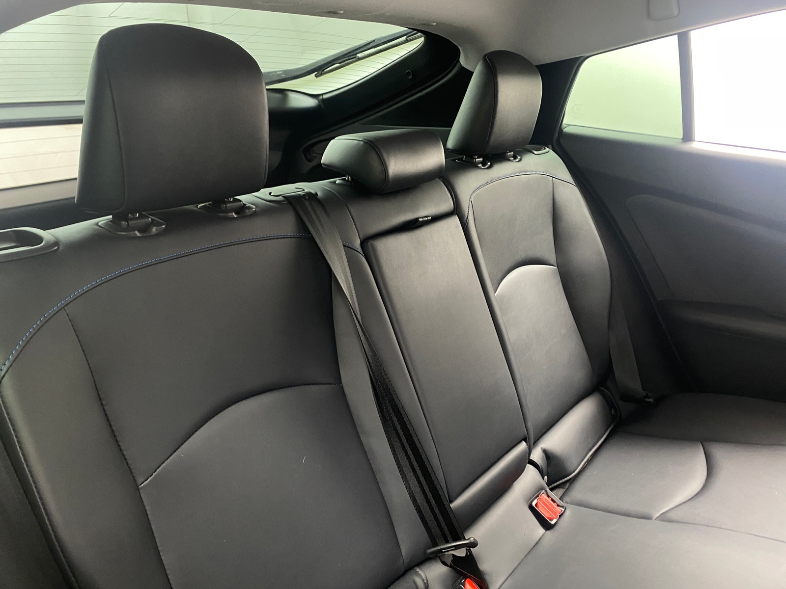 Thumbnail: 2018 Toyota Prius - 6