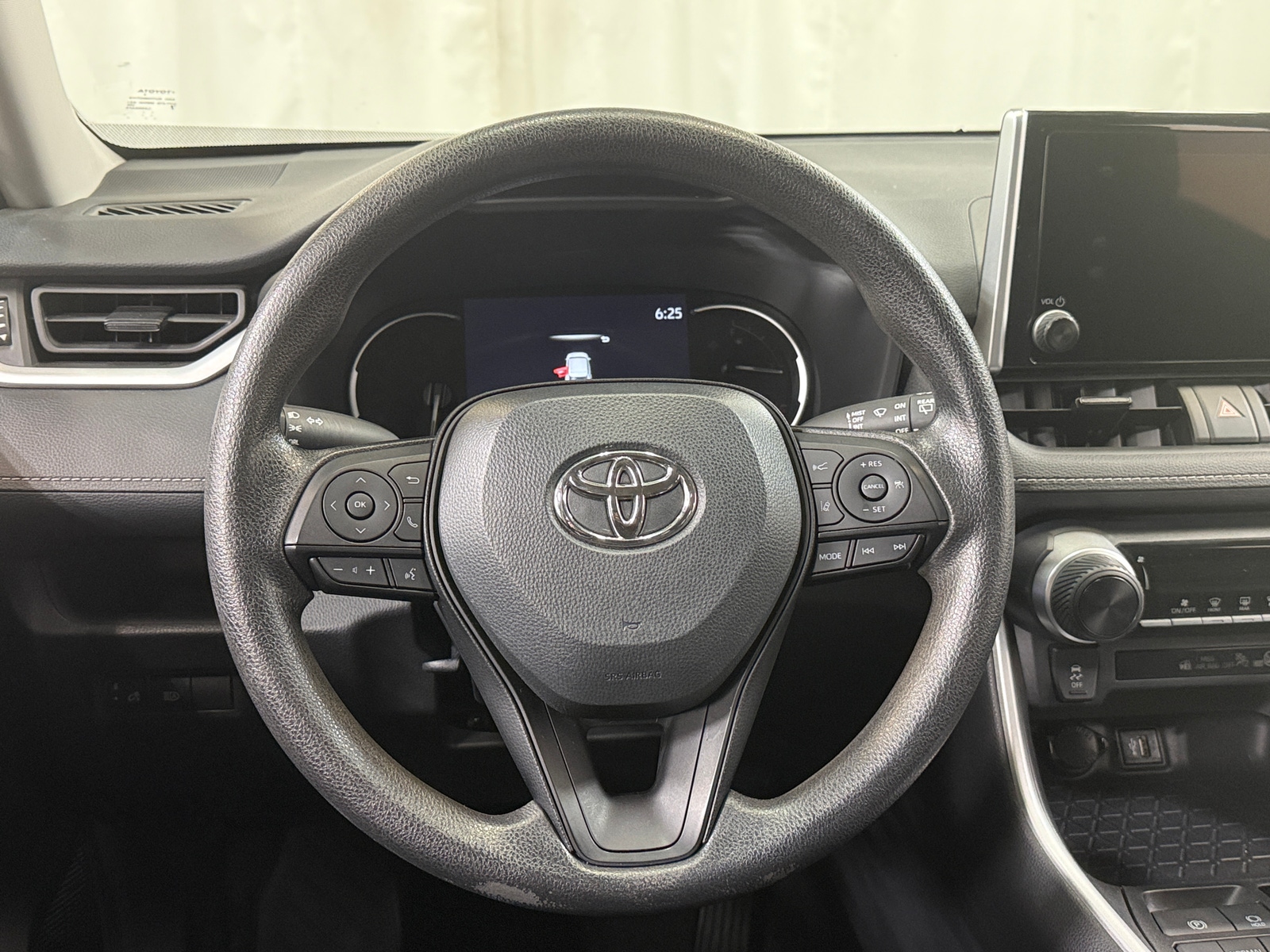 Thumbnail: 2024 Toyota RAV4 - 5