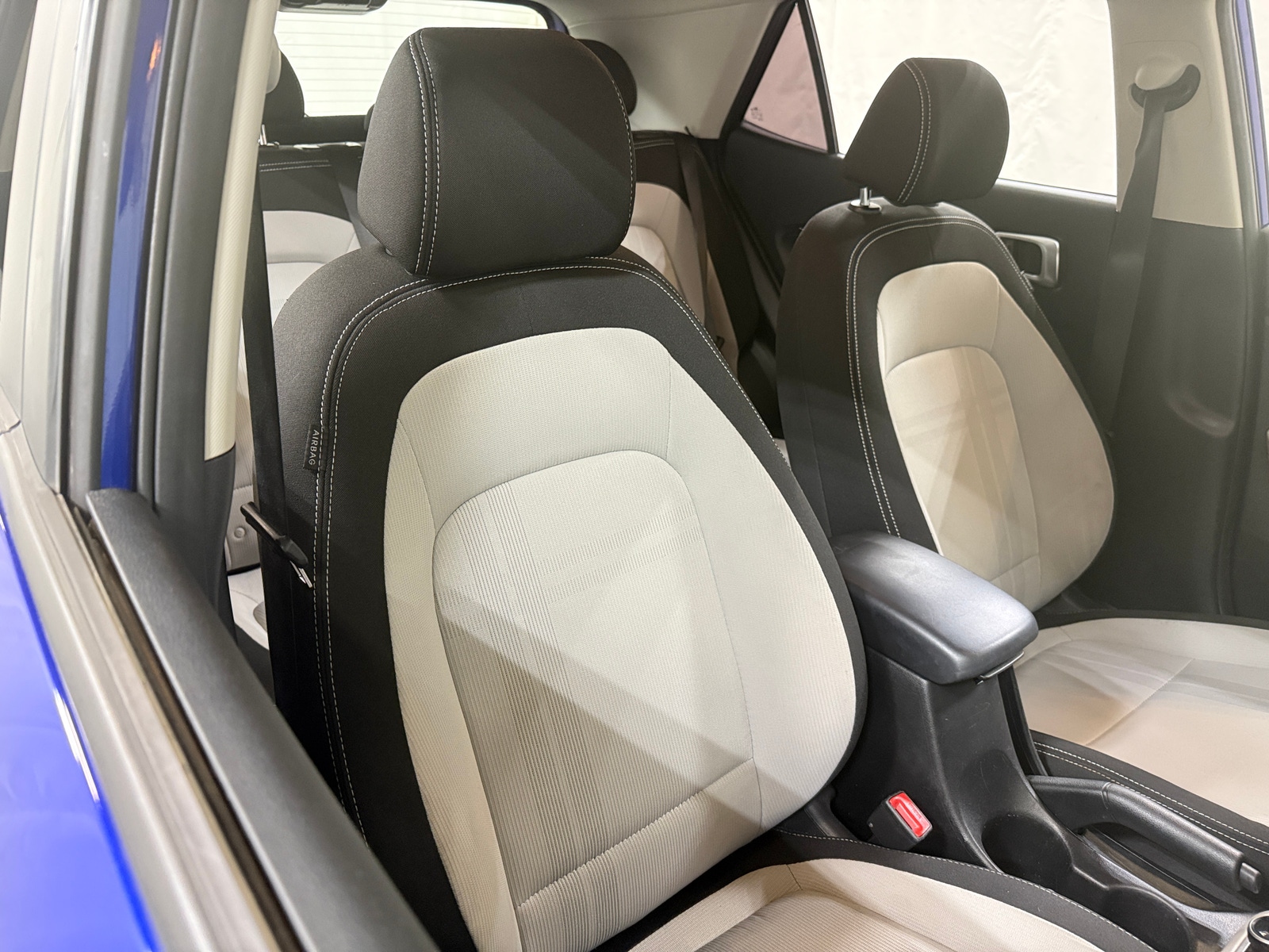 Thumbnail: 2023 Hyundai Venue - 2