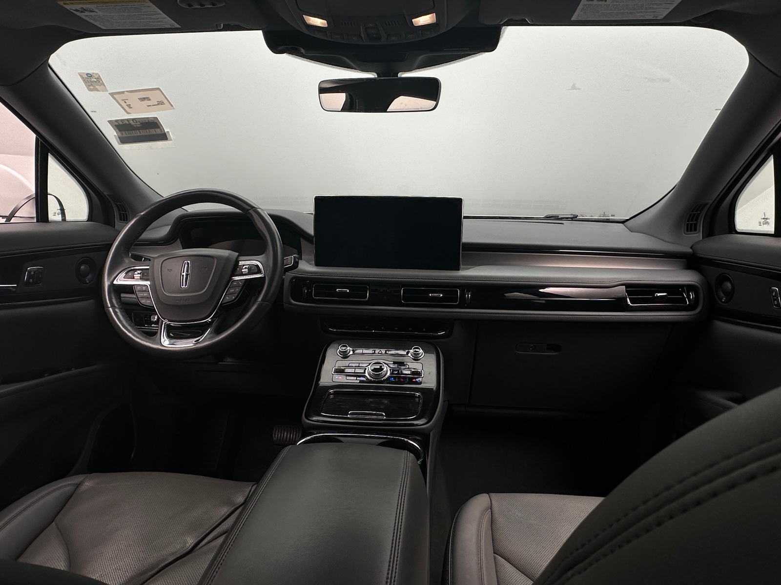 Thumbnail: 2022 Lincoln Nautilus - 2