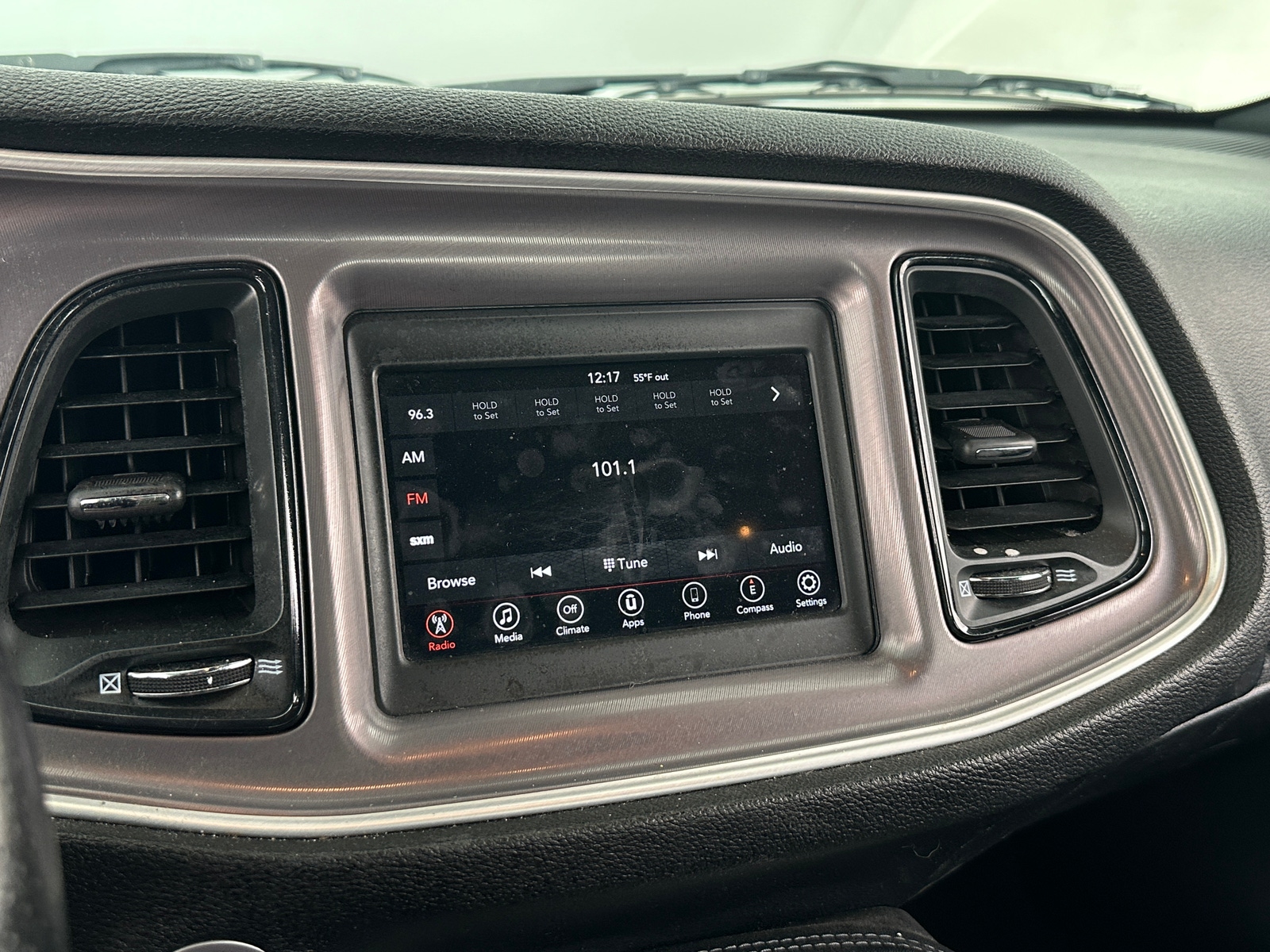 Thumbnail: 2022 Dodge Challenger - 3