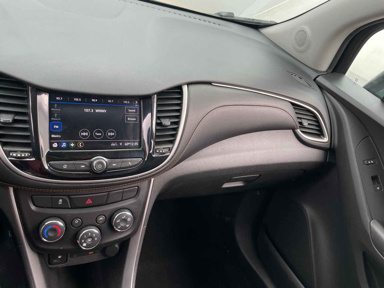 Thumbnail: 2020 Chevrolet Trax - 4