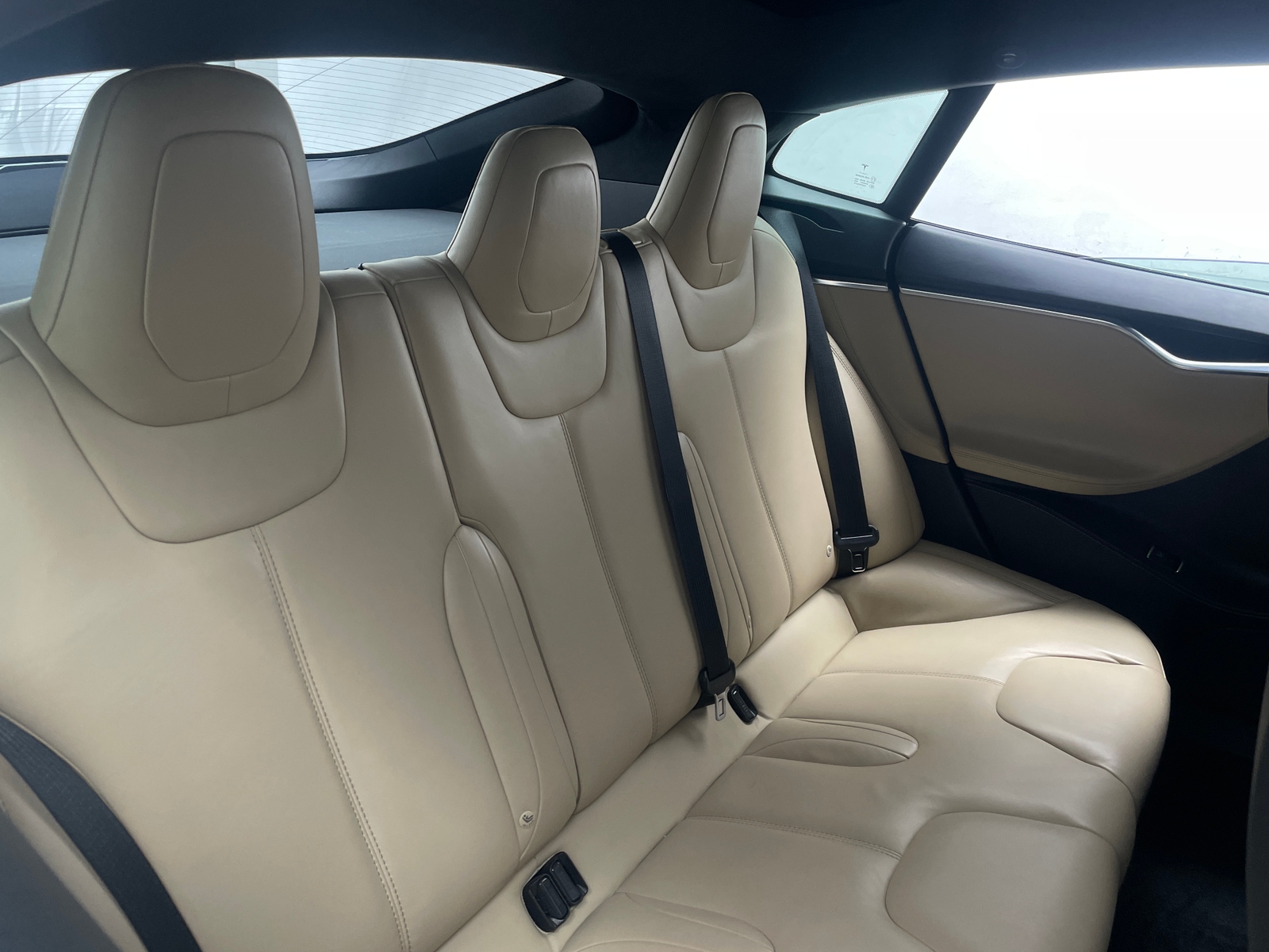 Thumbnail: 2016 Tesla Model S - 5