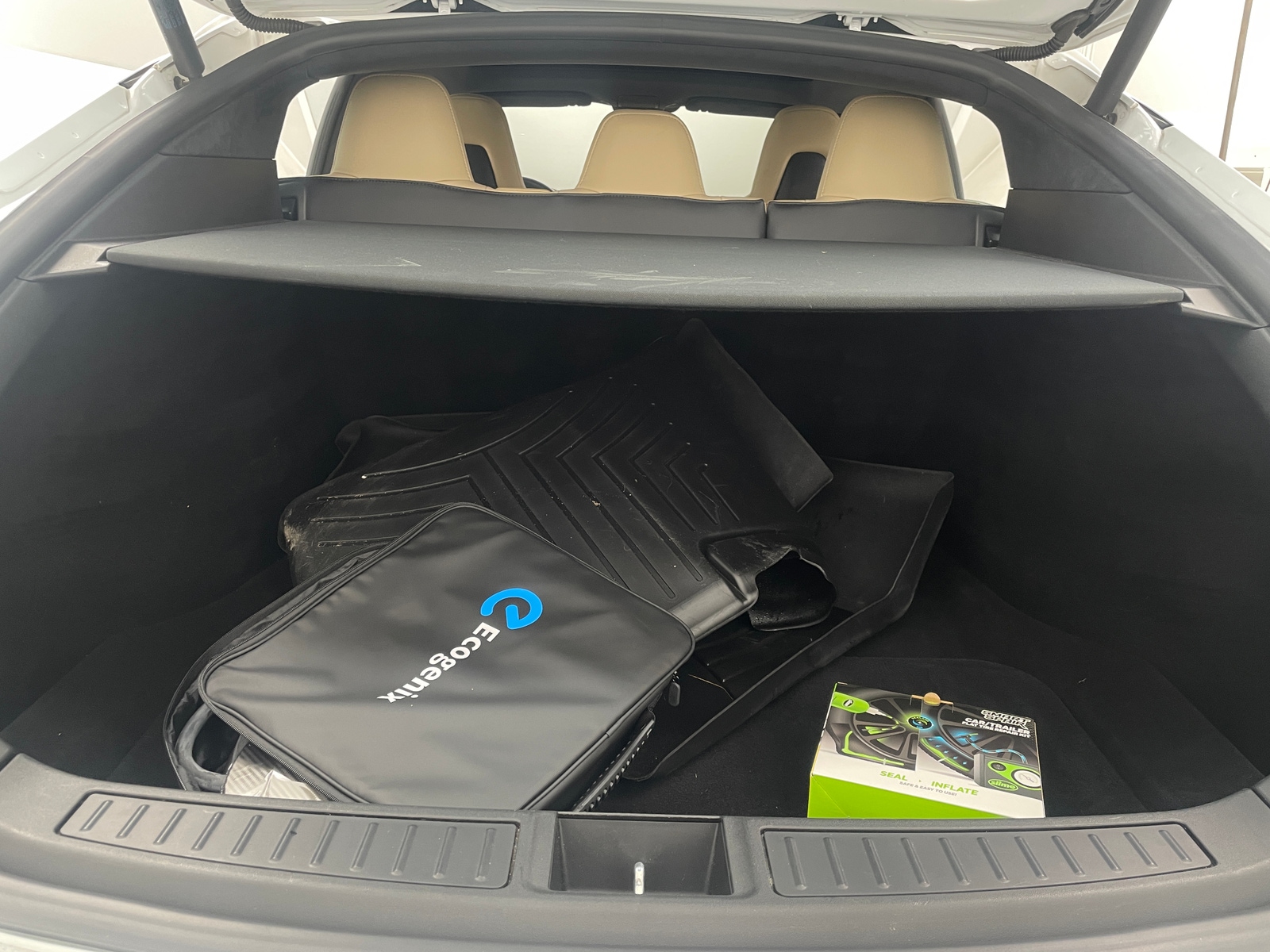 Thumbnail: 2016 Tesla Model S - 6