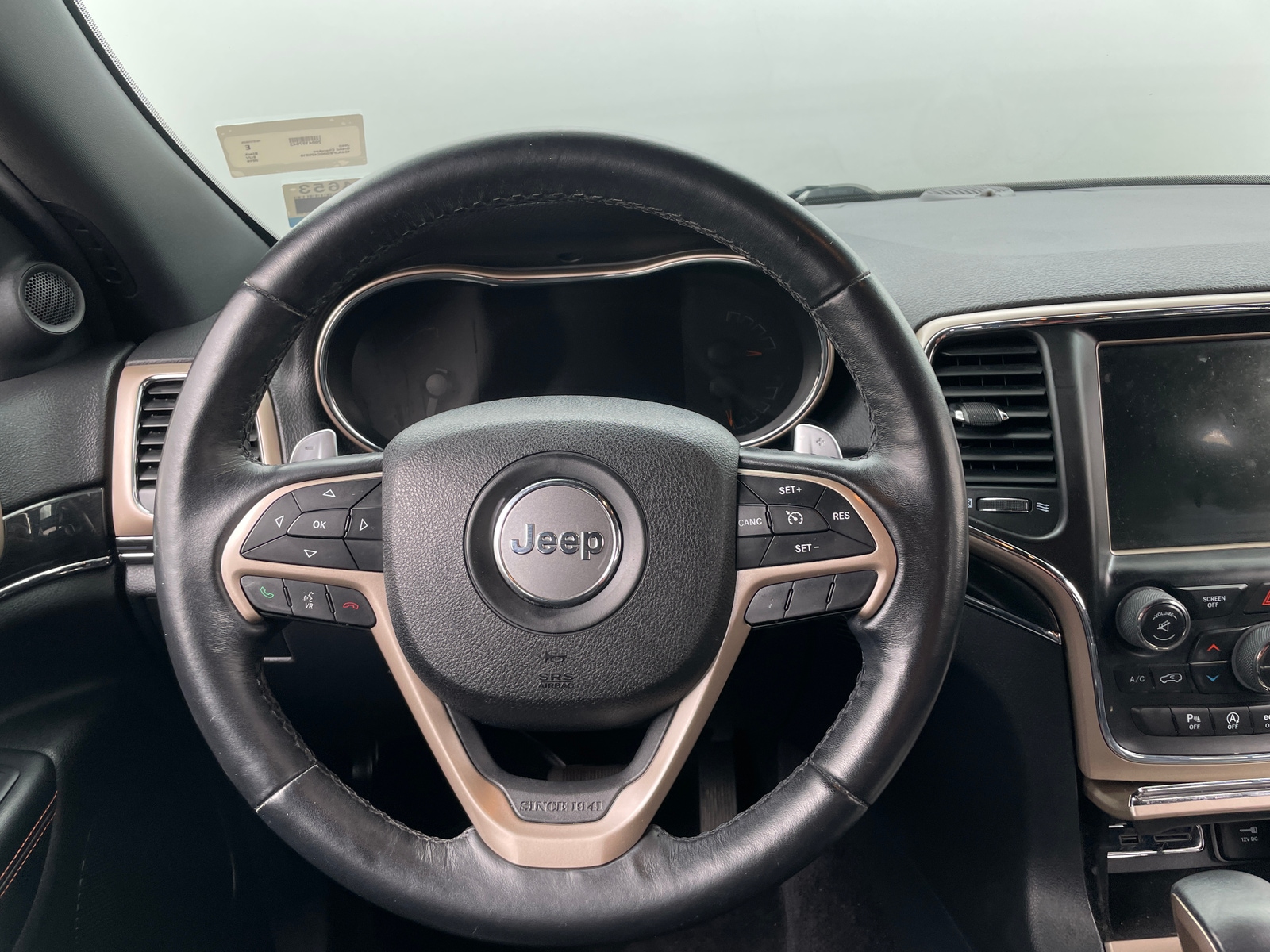 Thumbnail: 2016 Jeep Grand Cherokee - 4