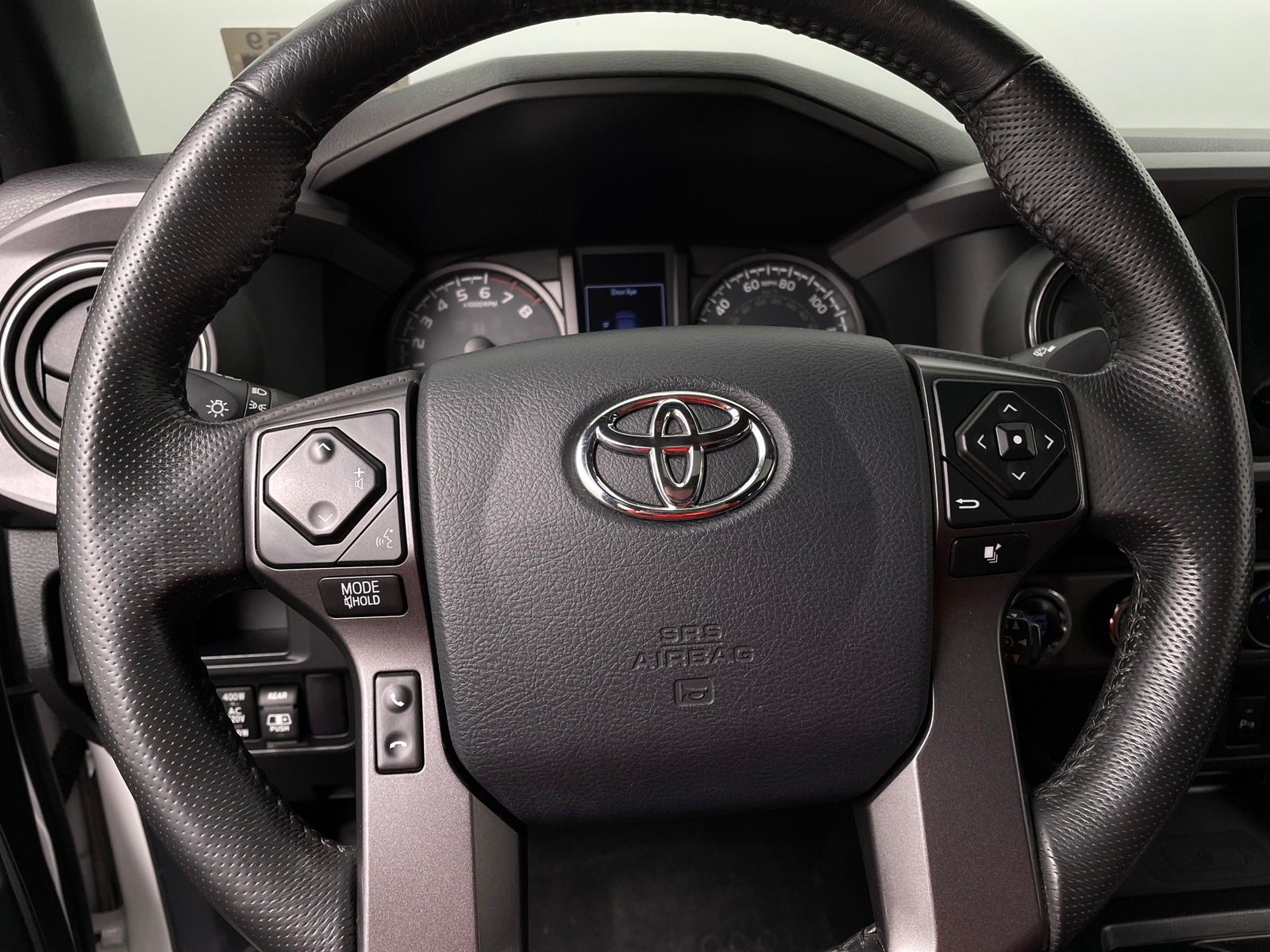 Thumbnail: 2017 Toyota Tacoma - 5