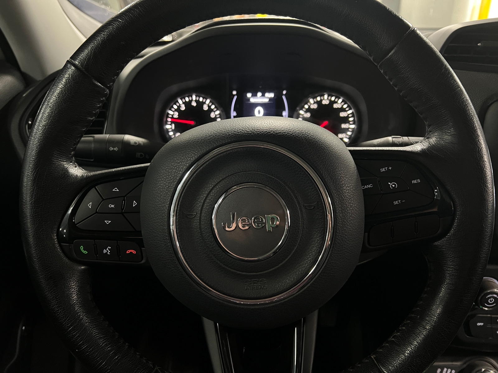 Thumbnail: 2020 Jeep Renegade - 5