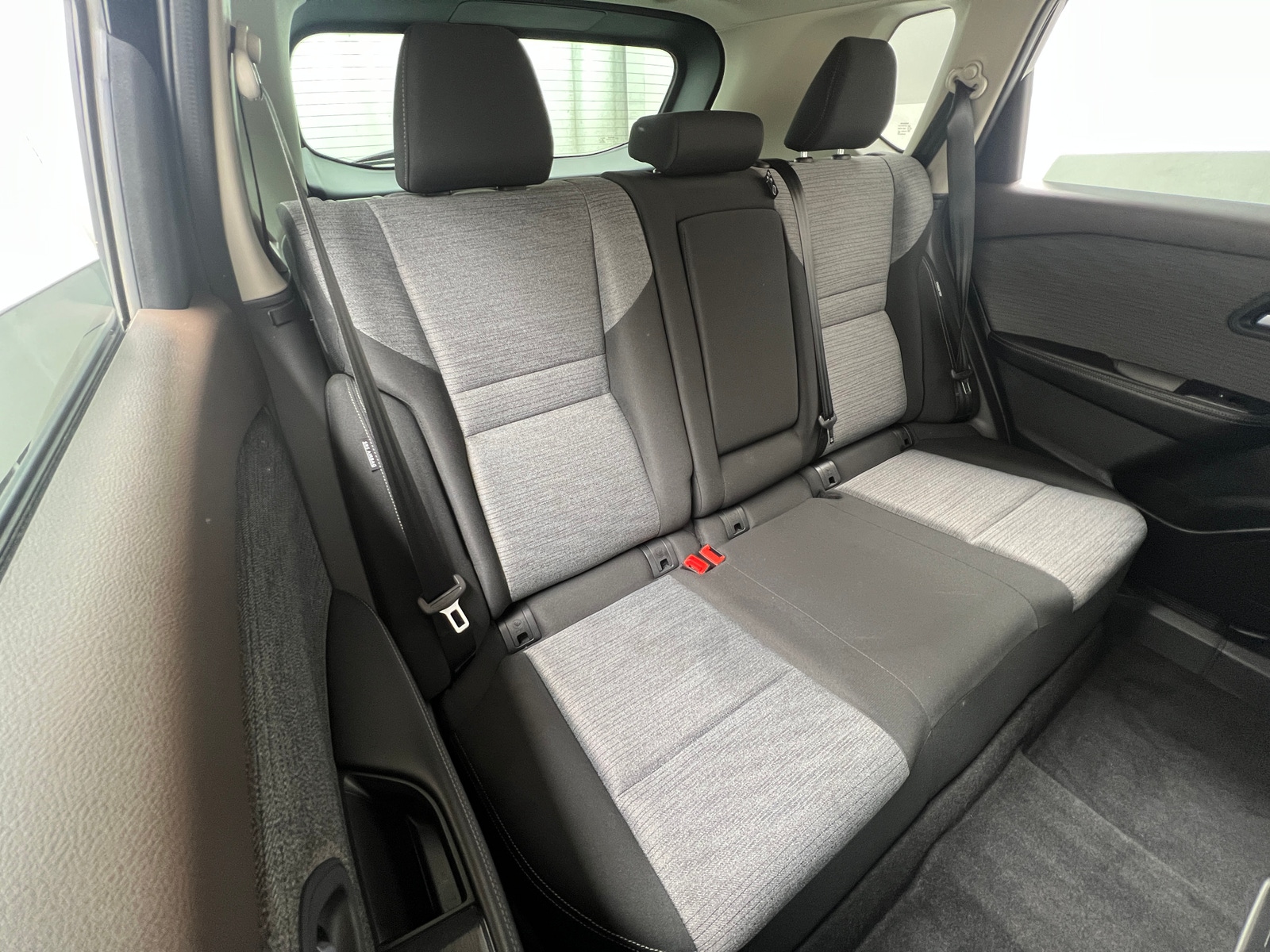 Thumbnail: 2023 Nissan Rogue - 6