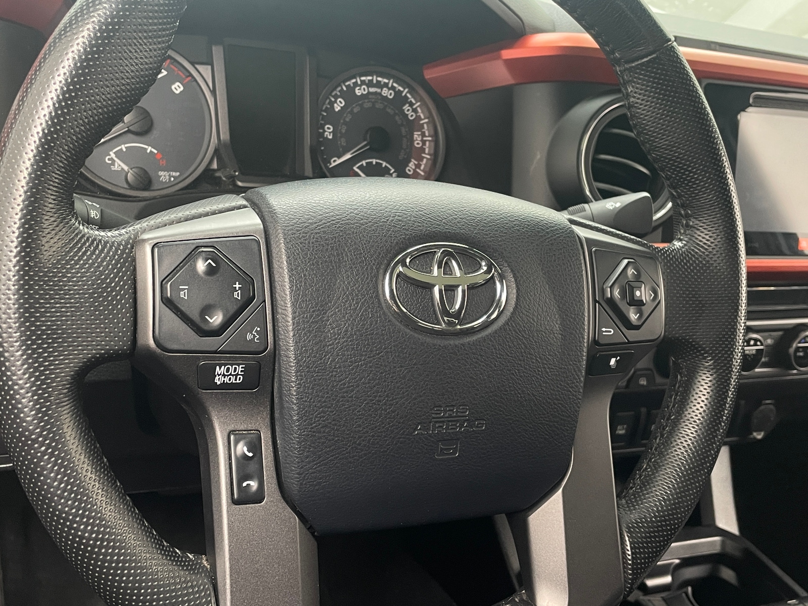 Thumbnail: 2016 Toyota Tacoma - 5