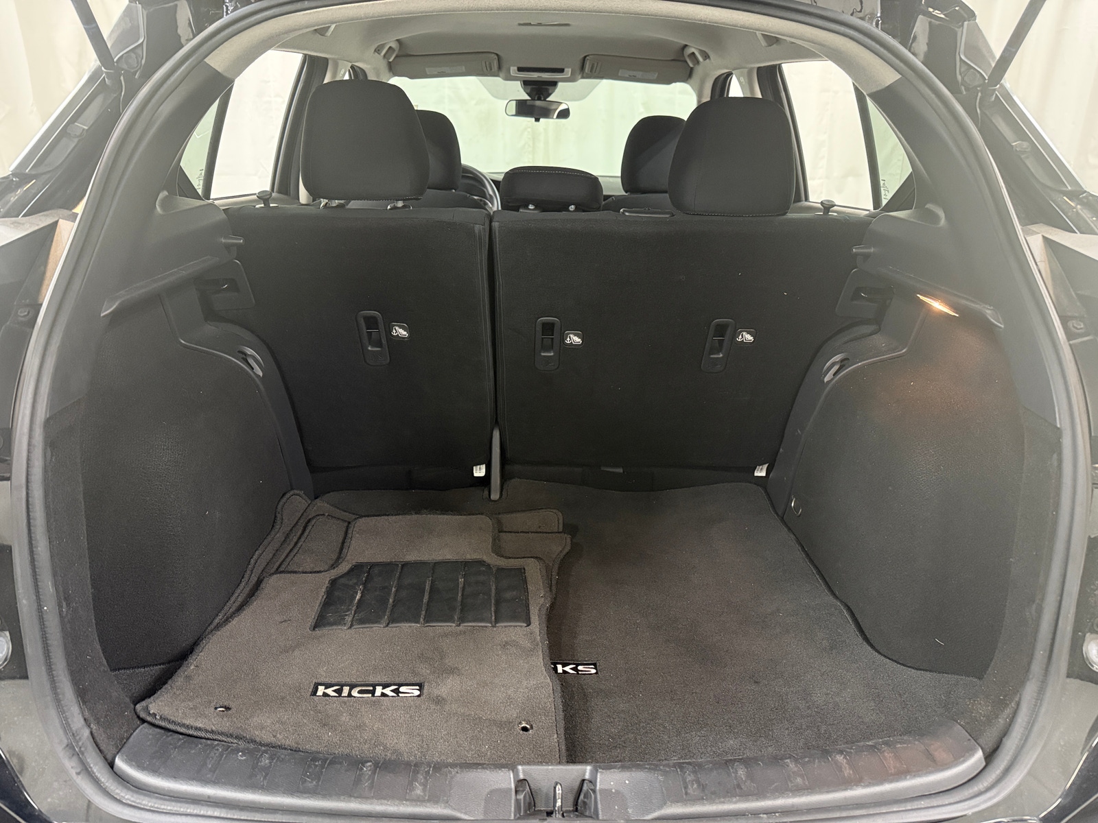 Thumbnail: 2021 Nissan Kicks - 7