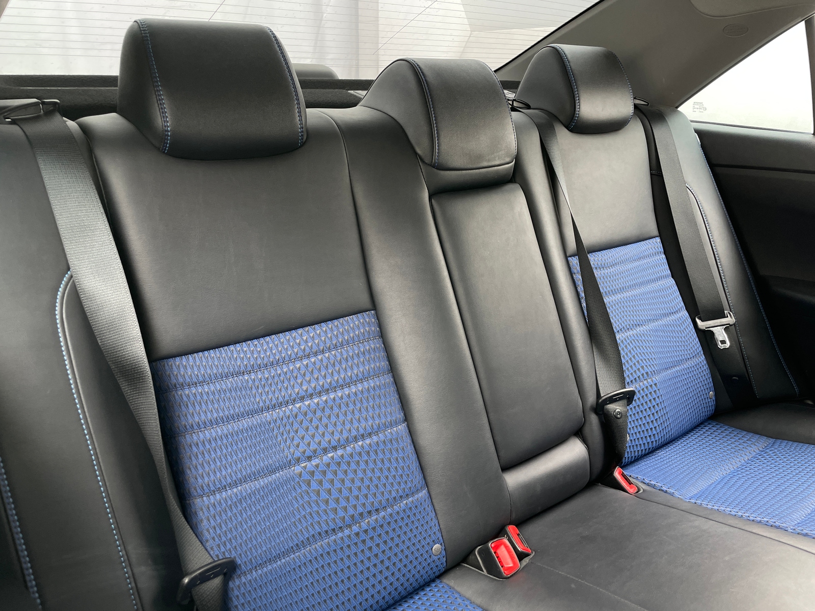 Thumbnail: 2016 Toyota Camry - 6