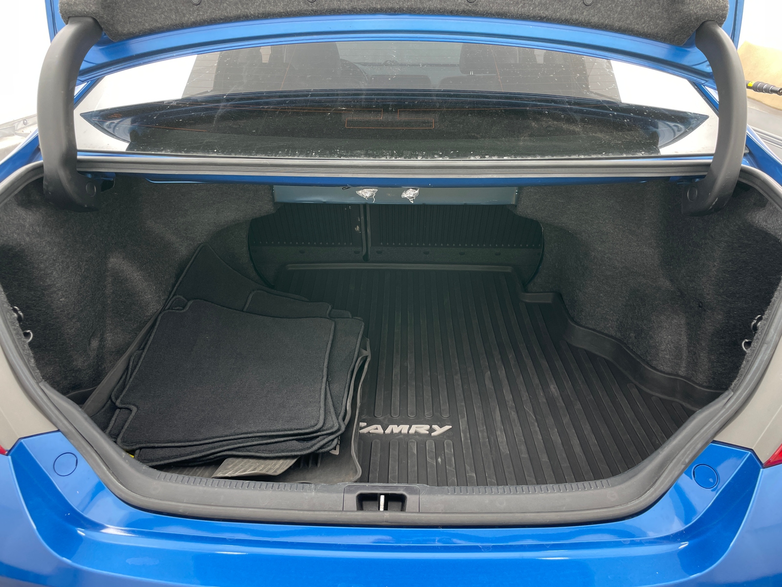 Thumbnail: 2016 Toyota Camry - 7