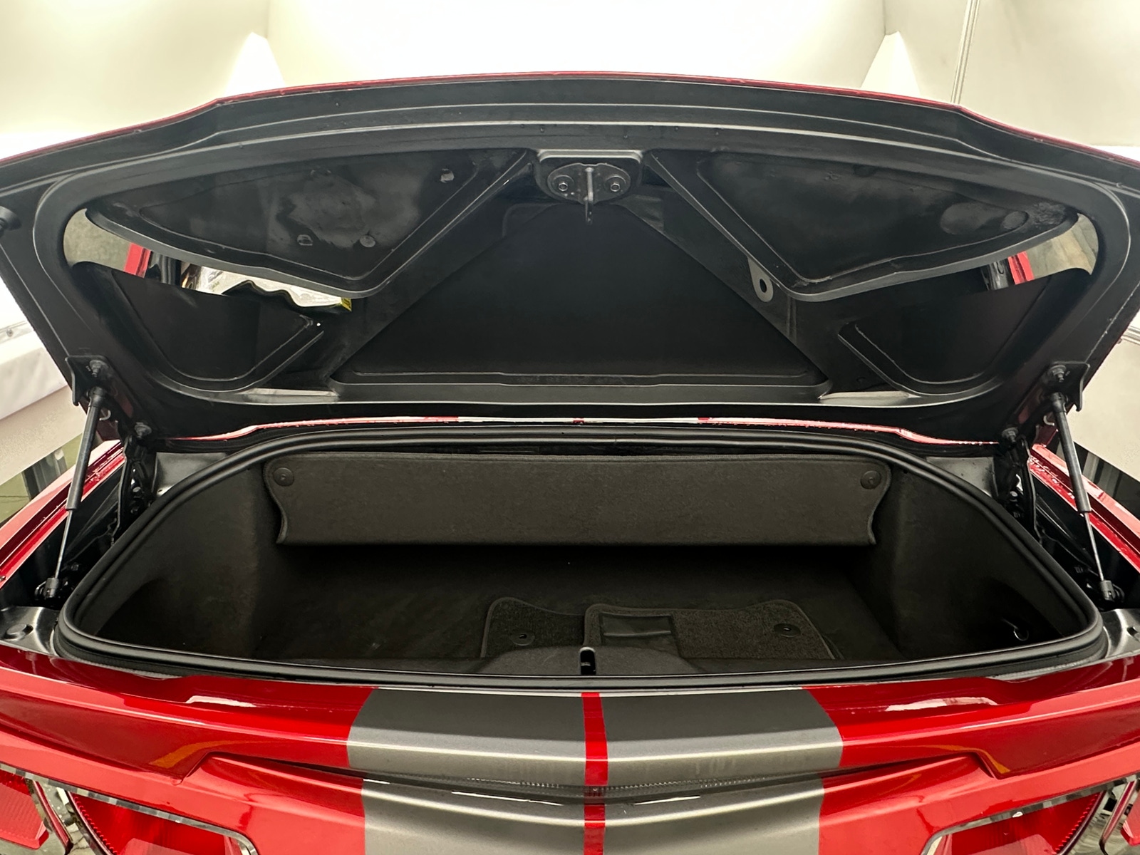 Thumbnail: 2015 Chevrolet Corvette - 5