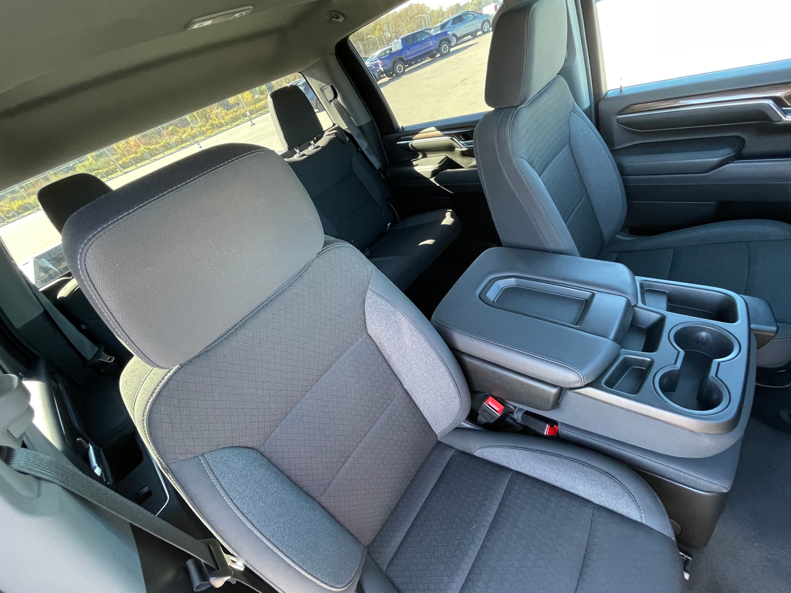 Thumbnail: 2024 Chevrolet Silverado 2500 - 2