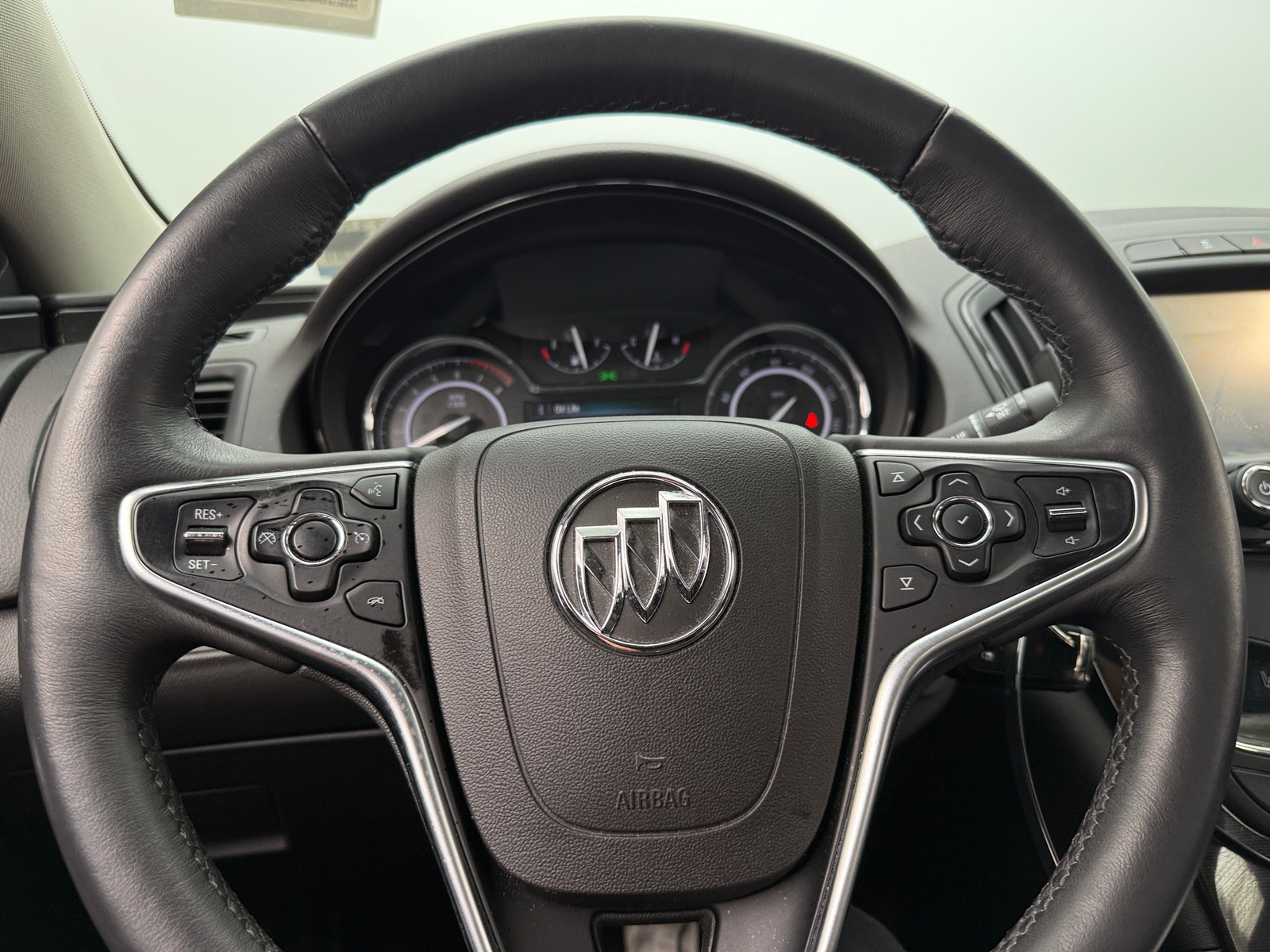 Thumbnail: 2017 Buick Regal - 4