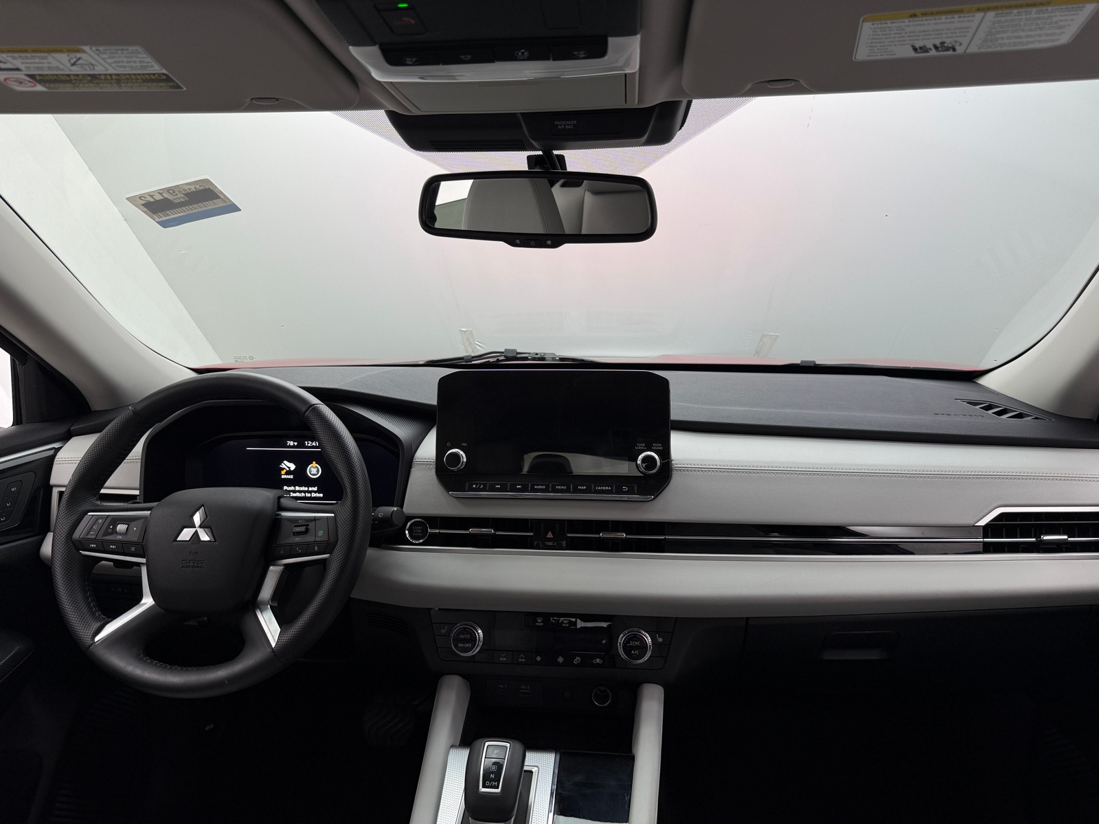 Thumbnail: 2024 Mitsubishi Outlander - 2