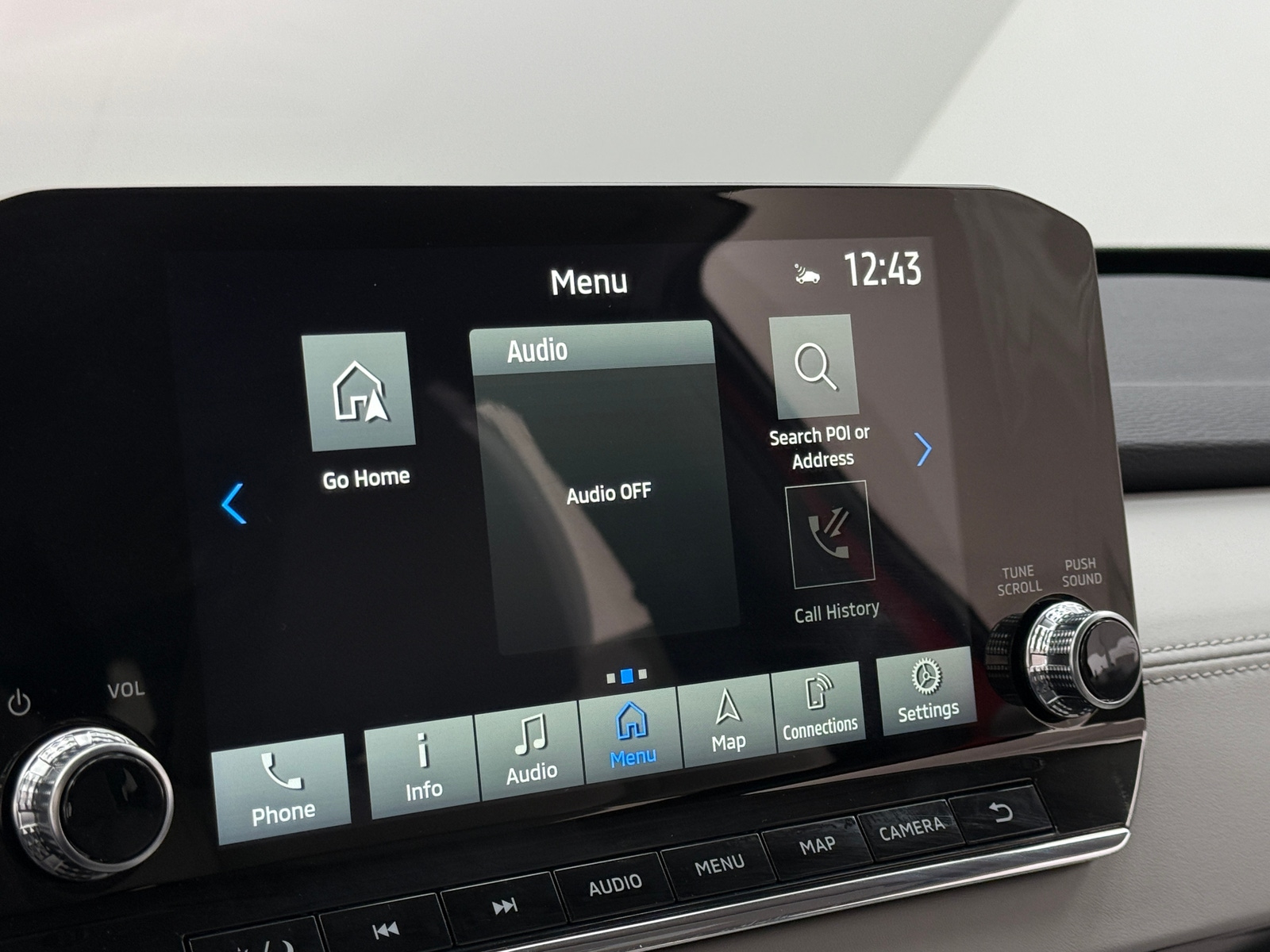 Thumbnail: 2024 Mitsubishi Outlander - 3