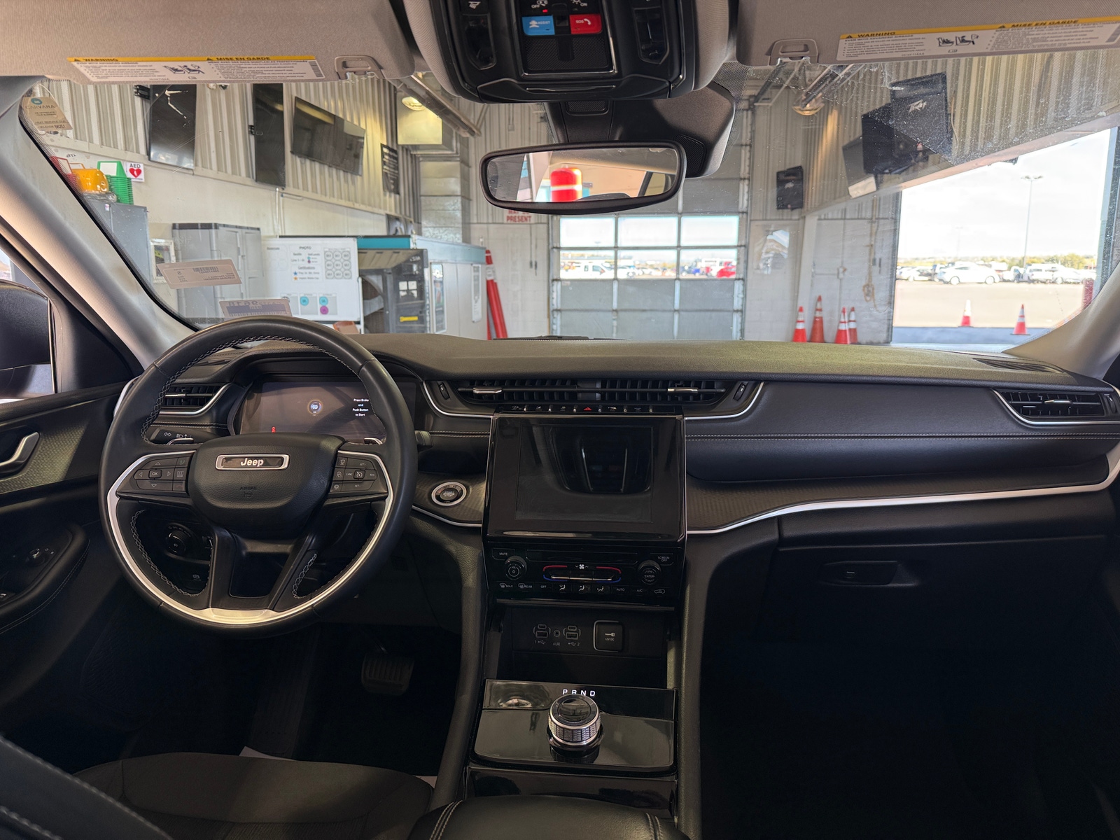 Thumbnail: 2023 Jeep Grand Cherokee L - 3