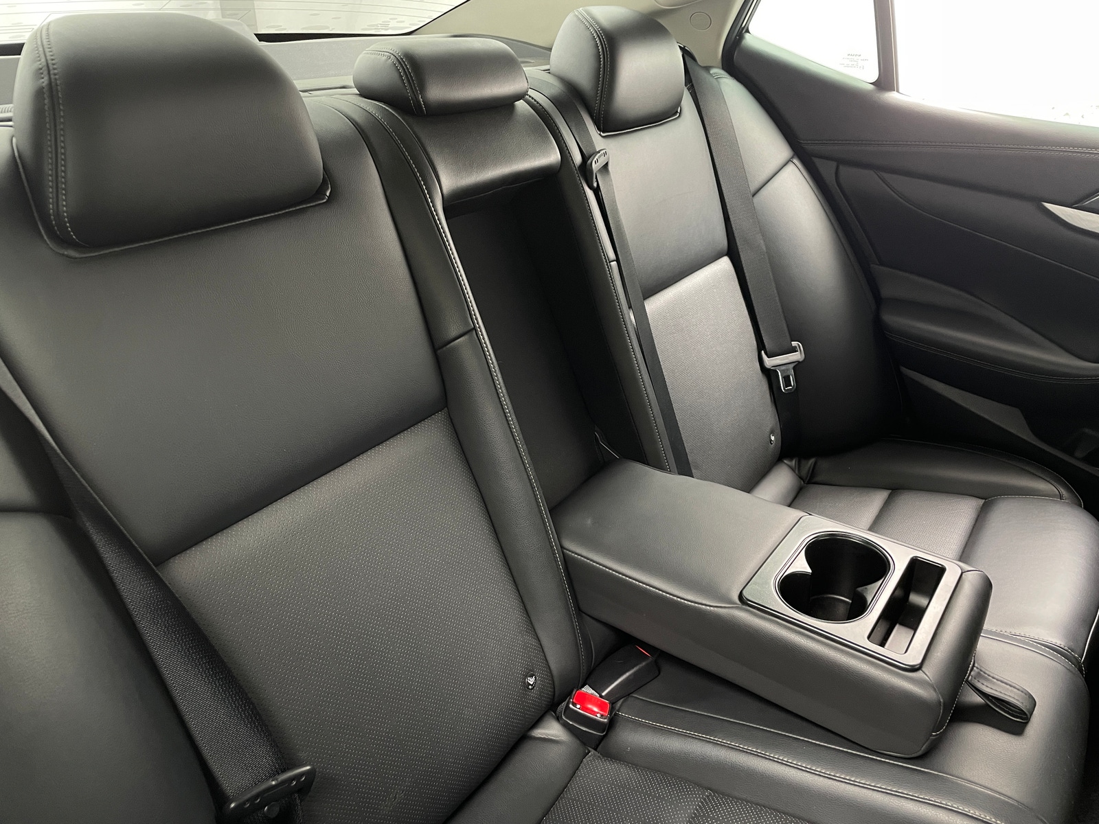 Thumbnail: 2017 Nissan Maxima - 5