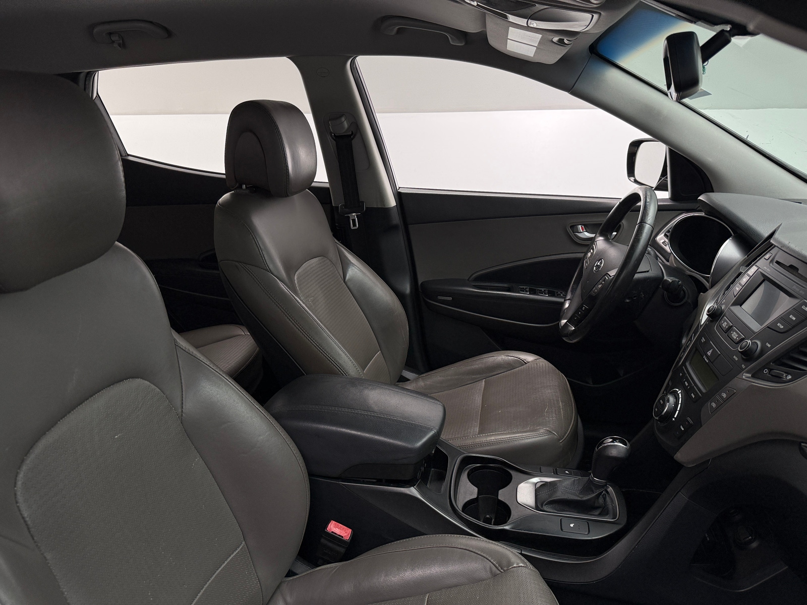 Thumbnail: 2013 Hyundai Santa Fe - 2