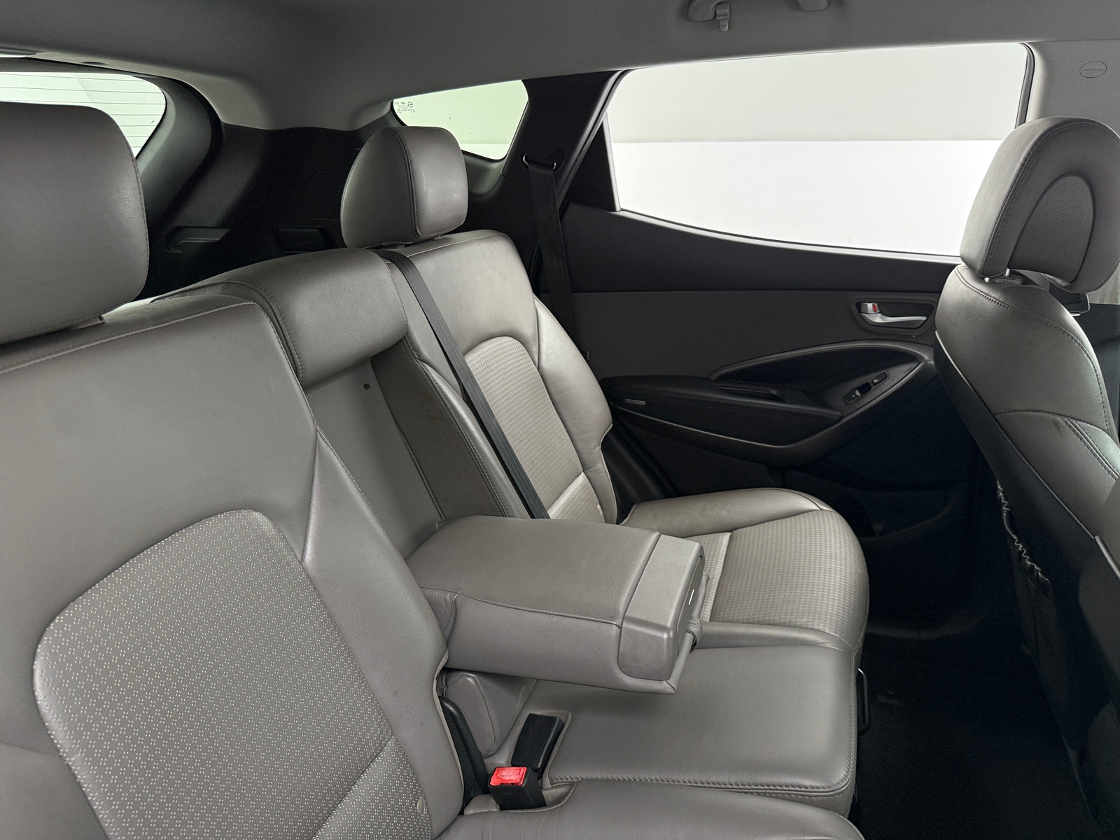 Thumbnail: 2013 Hyundai Santa Fe - 6