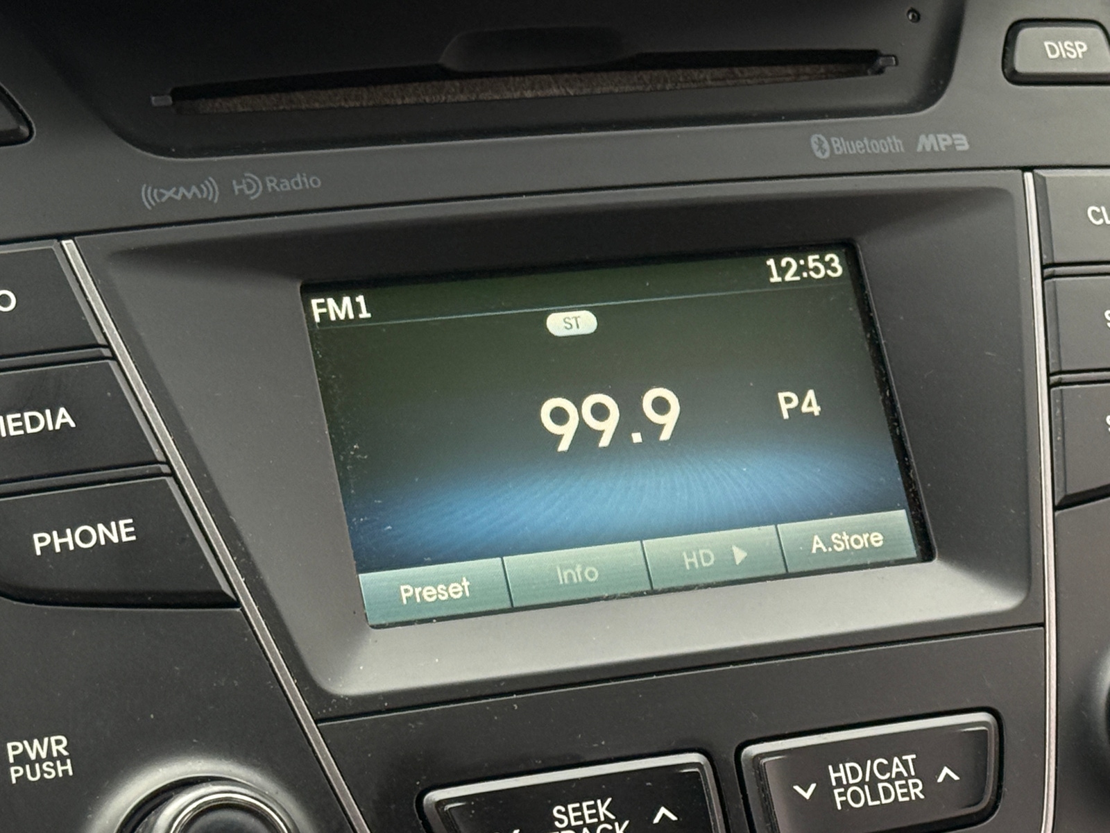 Thumbnail: 2013 Hyundai Santa Fe - 4