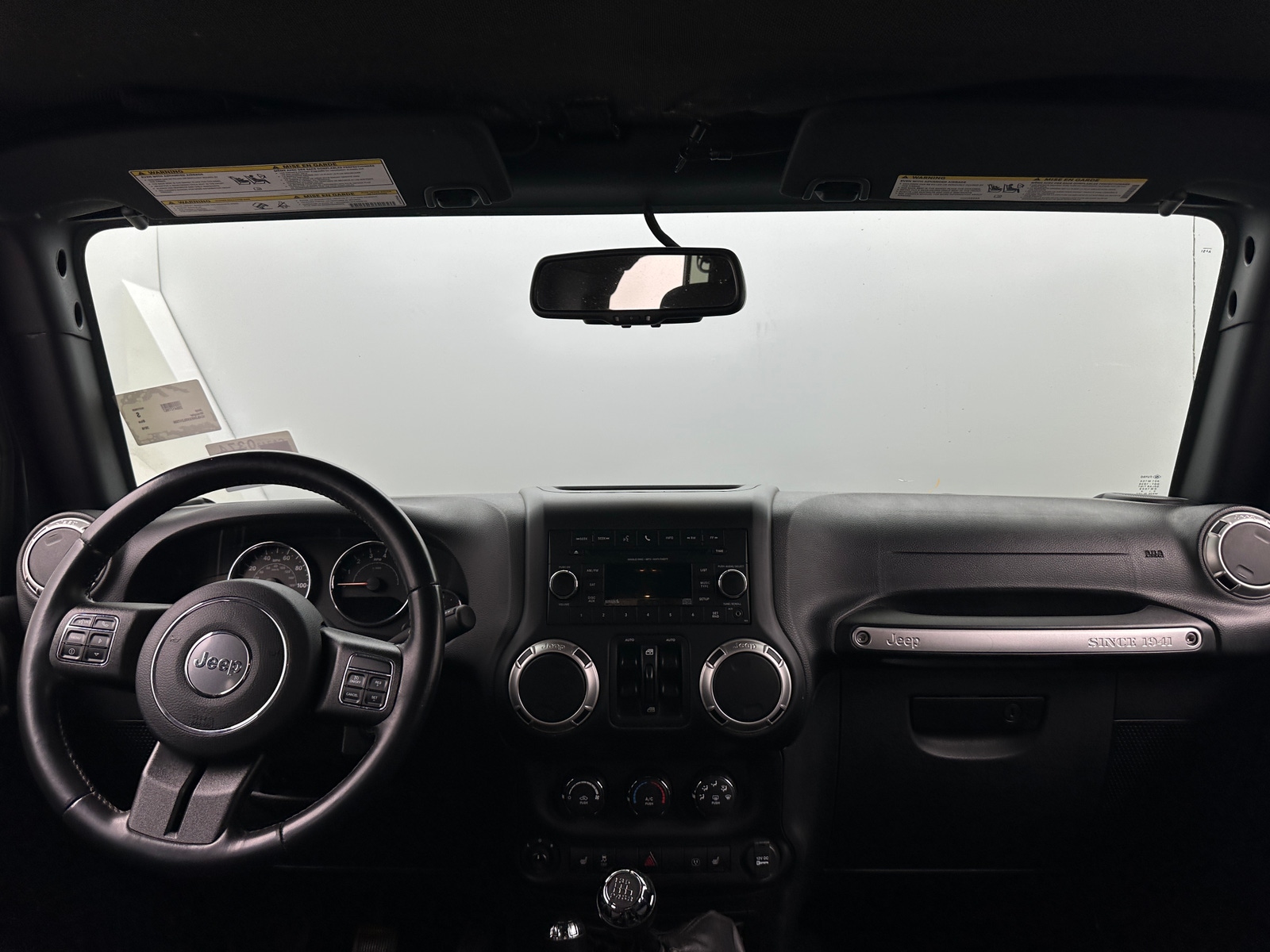 Thumbnail: 2016 Jeep Wrangler - 3